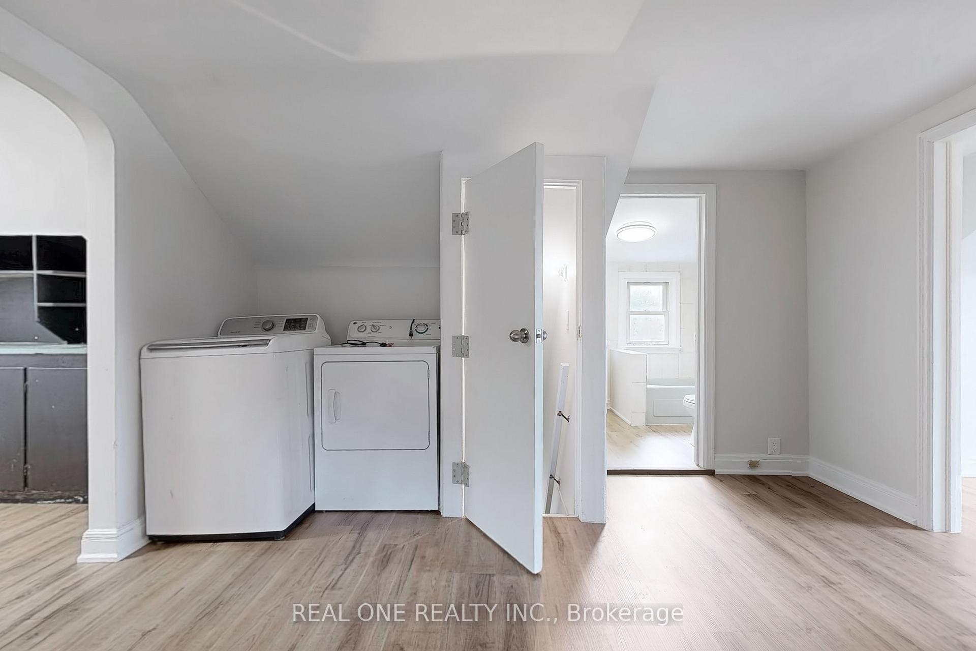 Photo 29 of 136 Gibb Street, Oshawa, Vanier — HOMEH