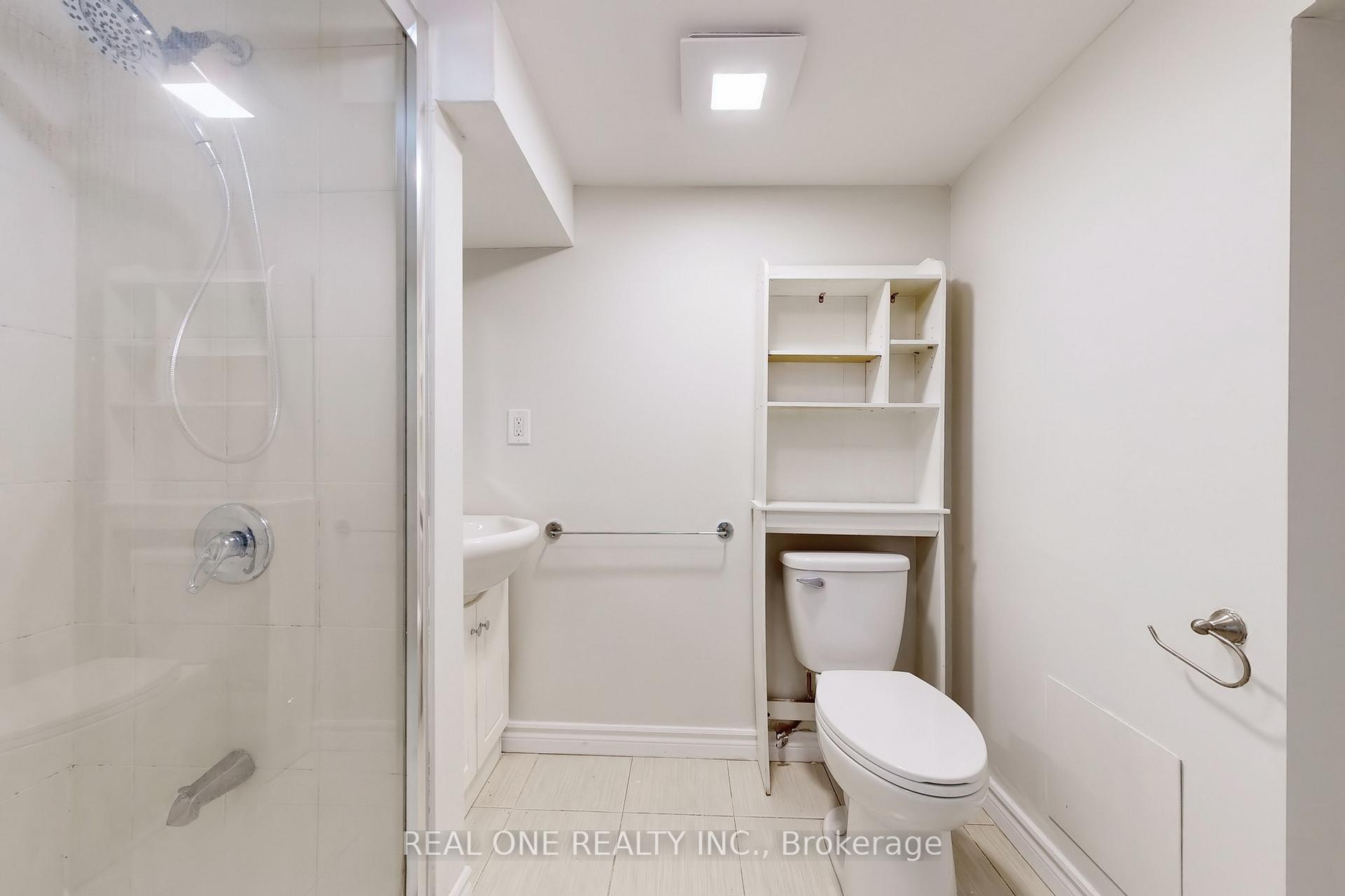 Photo 39 of 136 Gibb Street, Oshawa, Vanier — HOMEH