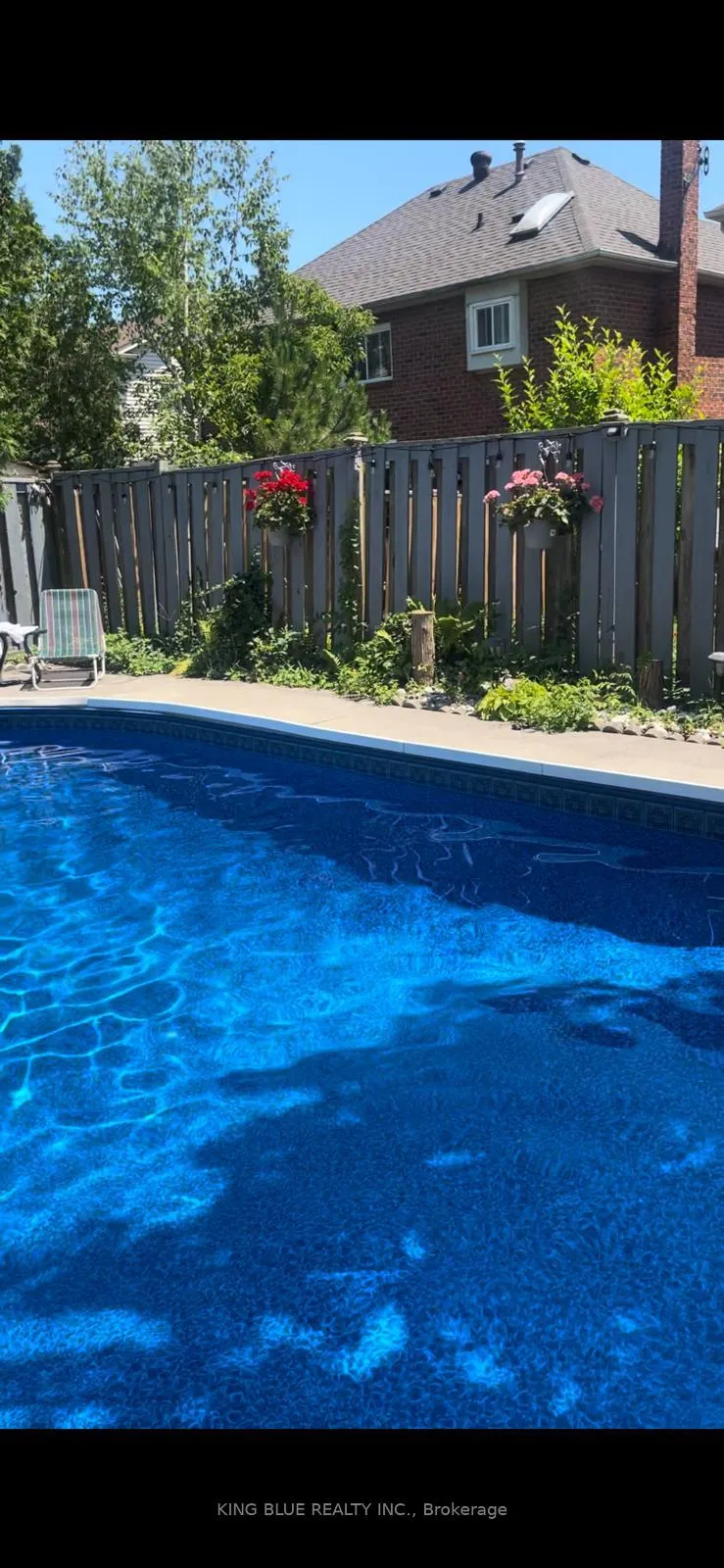 Photo 2 of 1254 Maple Ridge Drive, Pickering, Liverpool — HOMEH