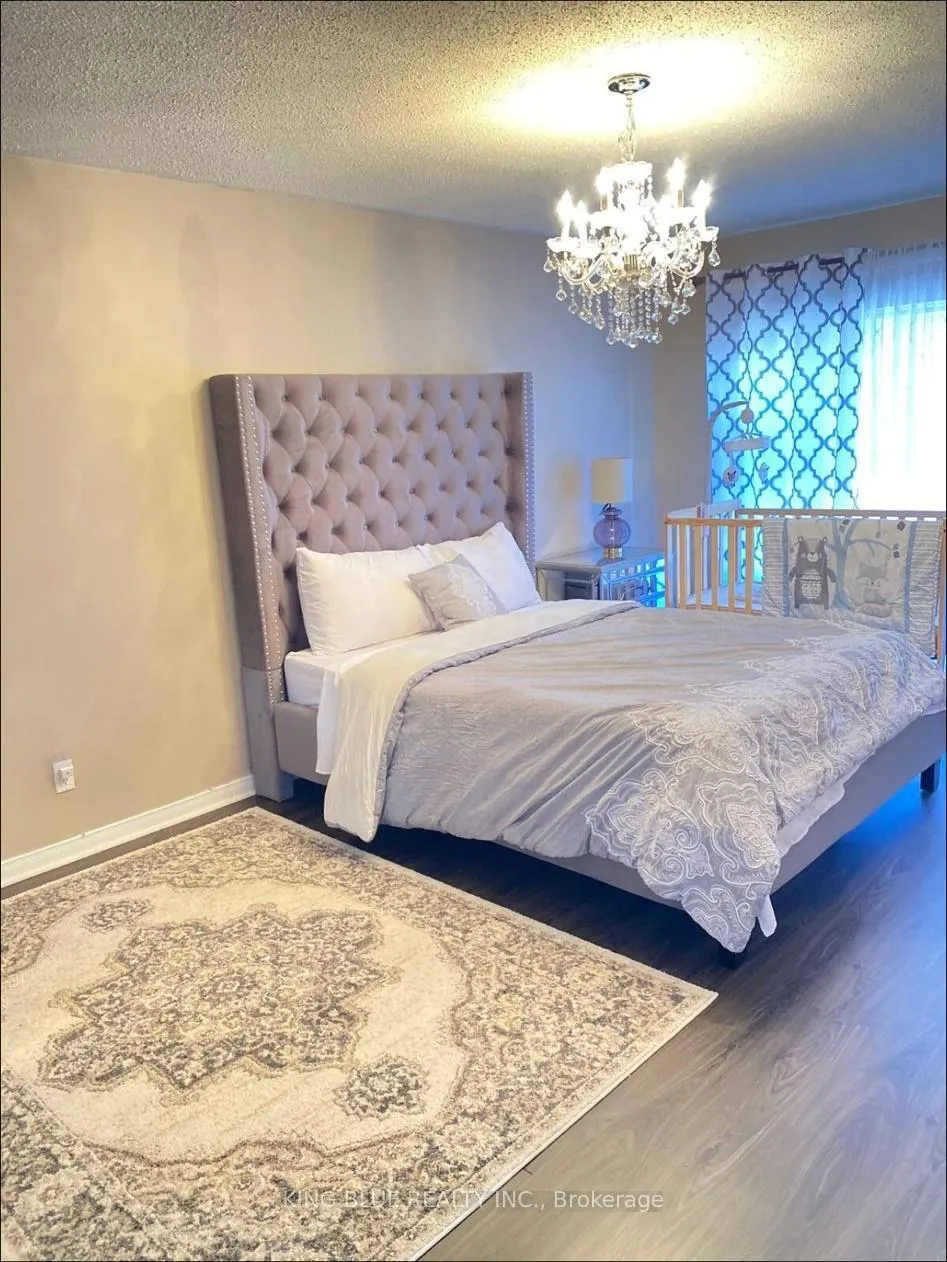 Photo 11 of 1254 Maple Ridge Drive, Pickering, Liverpool — HOMEH