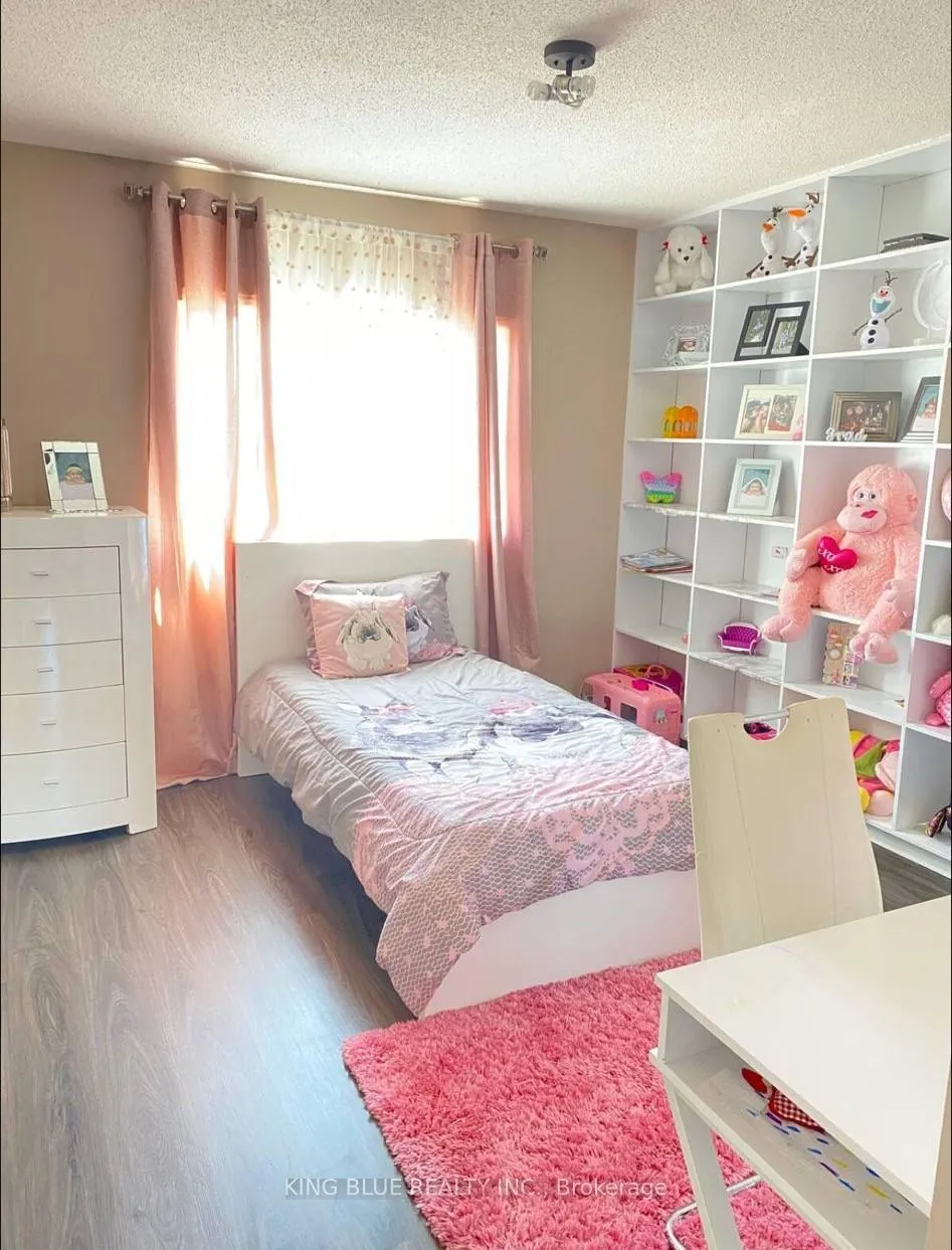 Photo 13 of 1254 Maple Ridge Drive, Pickering, Liverpool — HOMEH