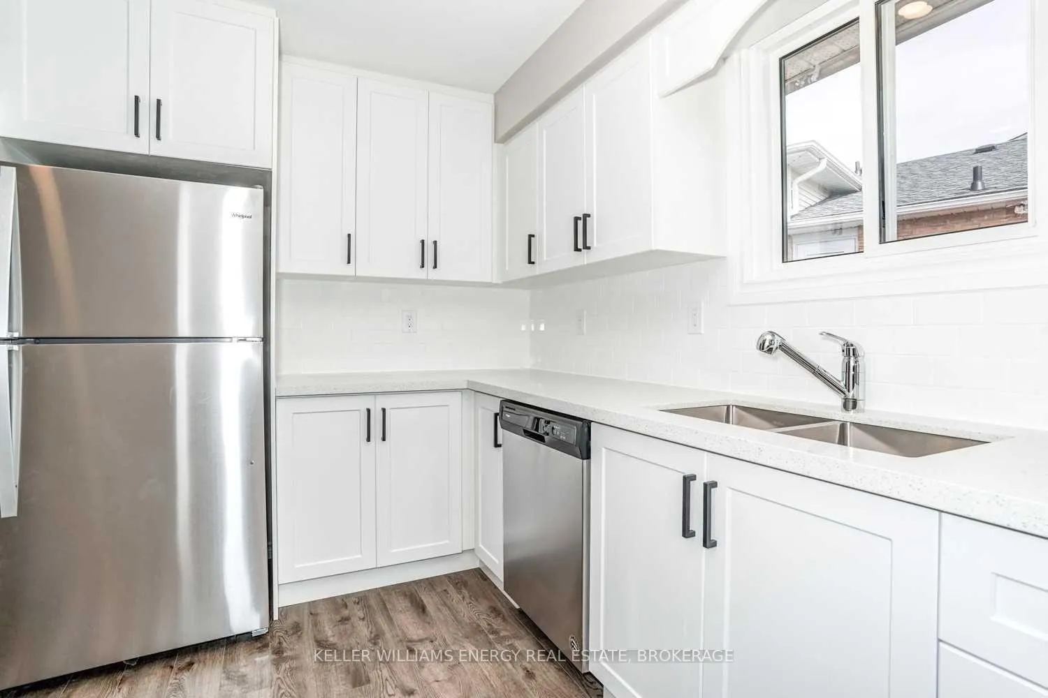 Photo 6 of Unit Main, 1296 Cherrydown Drive, Oshawa, Donevan — HOMEH