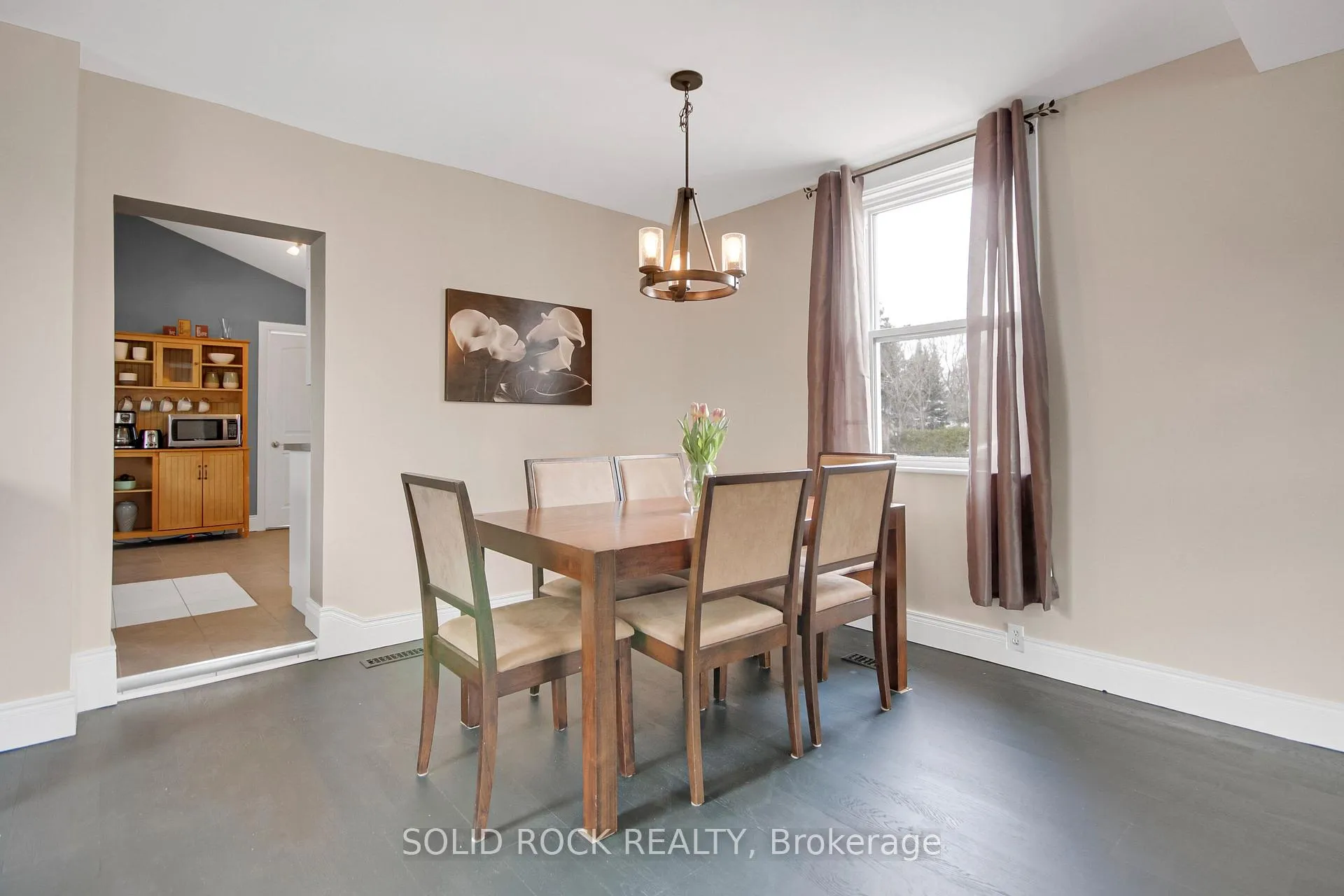 Photo 11 of 84 Queen Street S, Renfrew — HOMEH