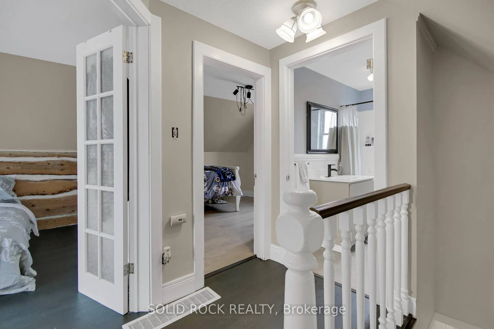 Photo 19 of 84 Queen Street S, Renfrew — HOMEH
