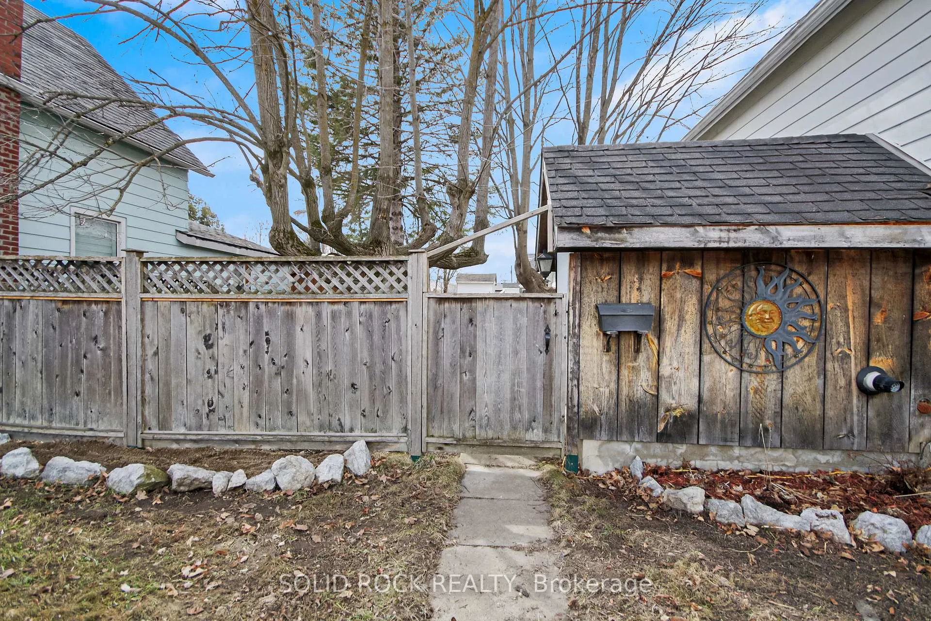 Photo 27 of 84 Queen Street S, Renfrew — HOMEH