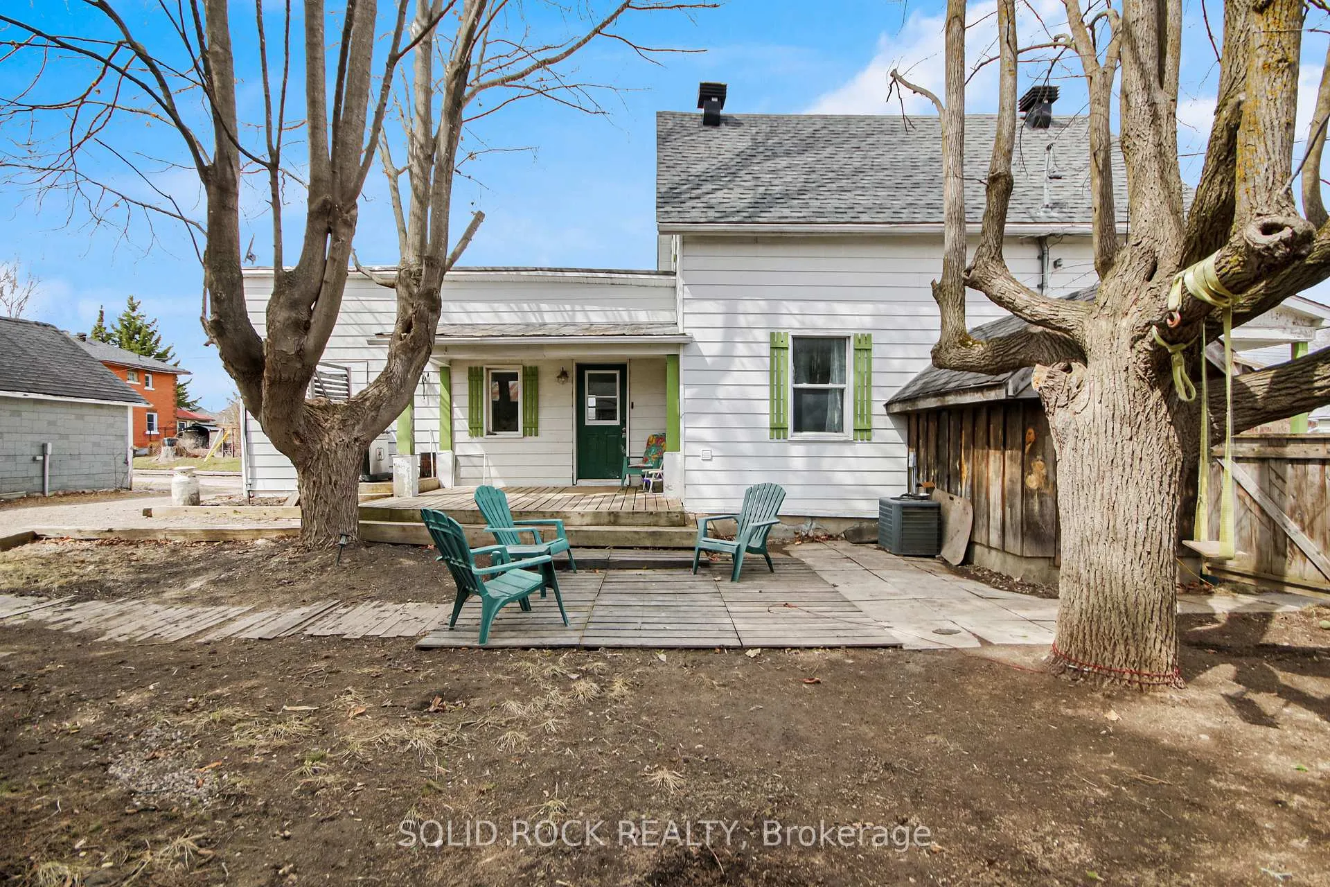 Photo 30 of 84 Queen Street S, Renfrew — HOMEH
