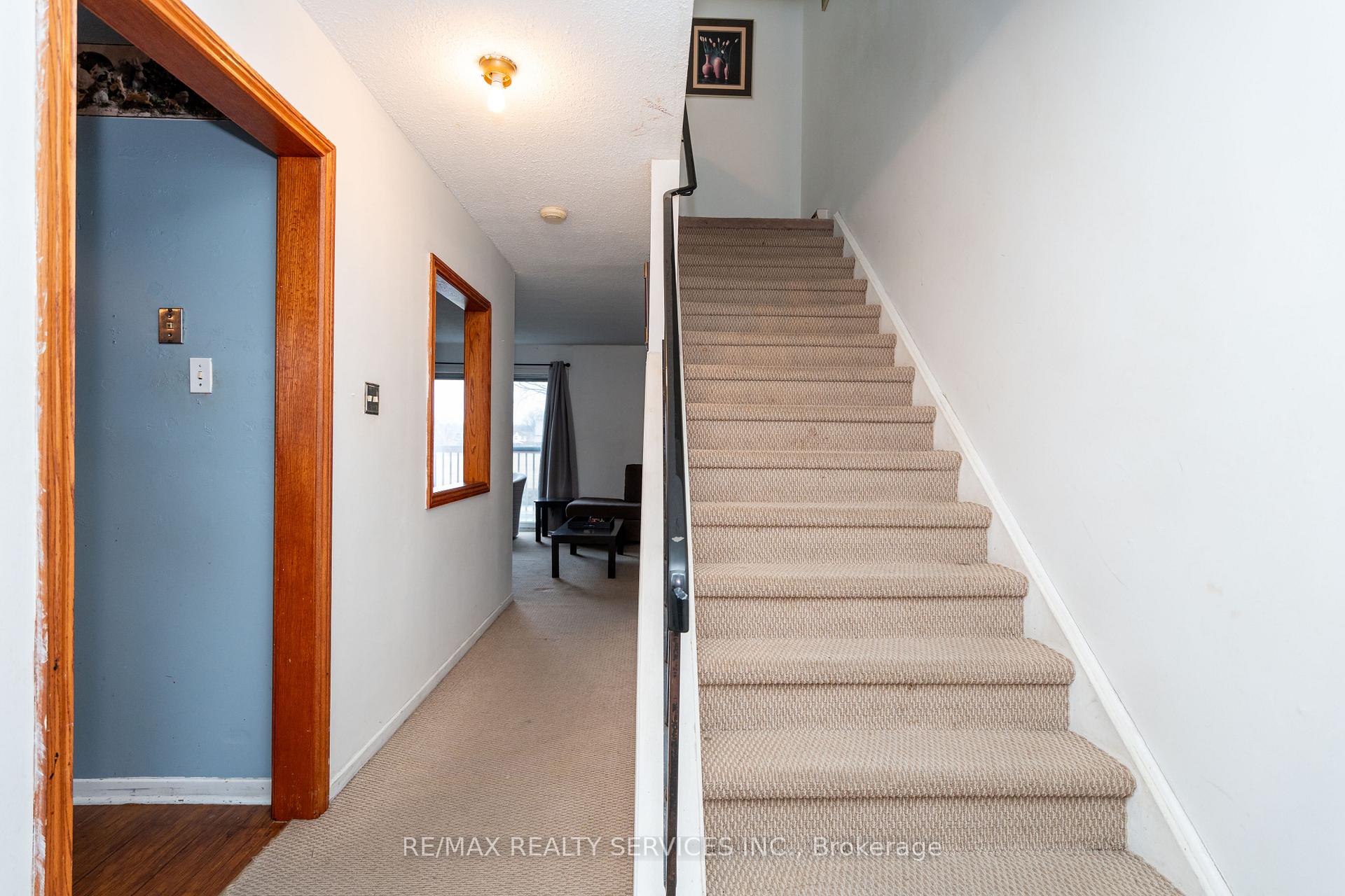 Photo 19 of 1346 Brands Court, Pickering, Liverpool — HOMEH
