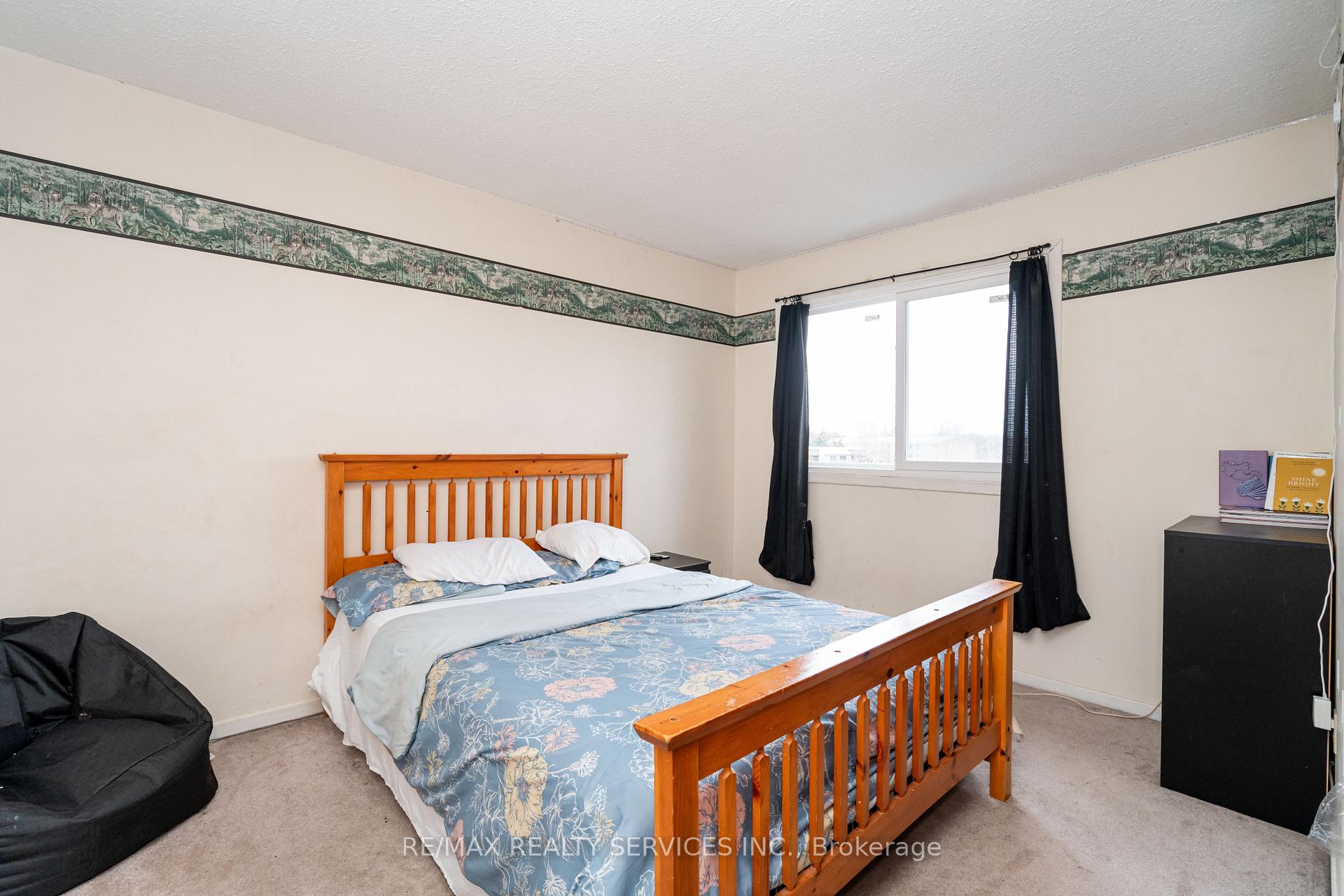 Photo 25 of 1346 Brands Court, Pickering, Liverpool — HOMEH