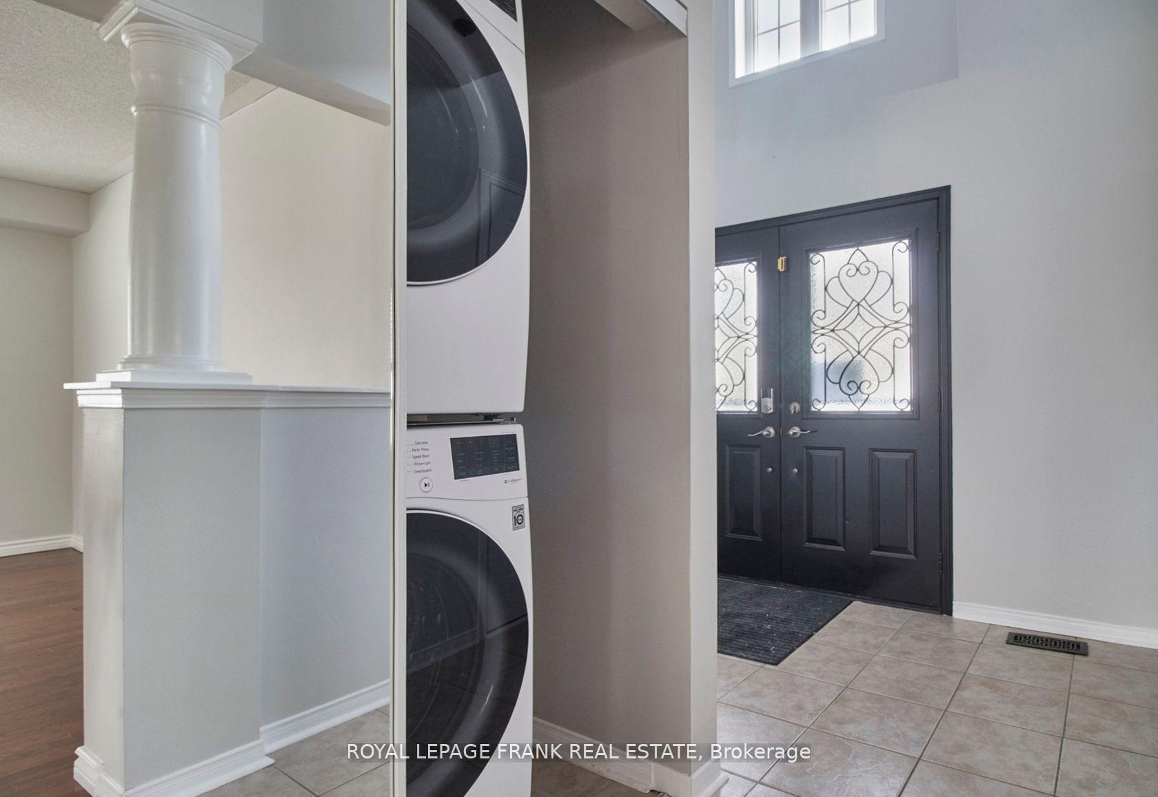 Photo 2 of Unit Main, 1179 Tall Pine Avenue, Oshawa, Pinecrest — HOMEH