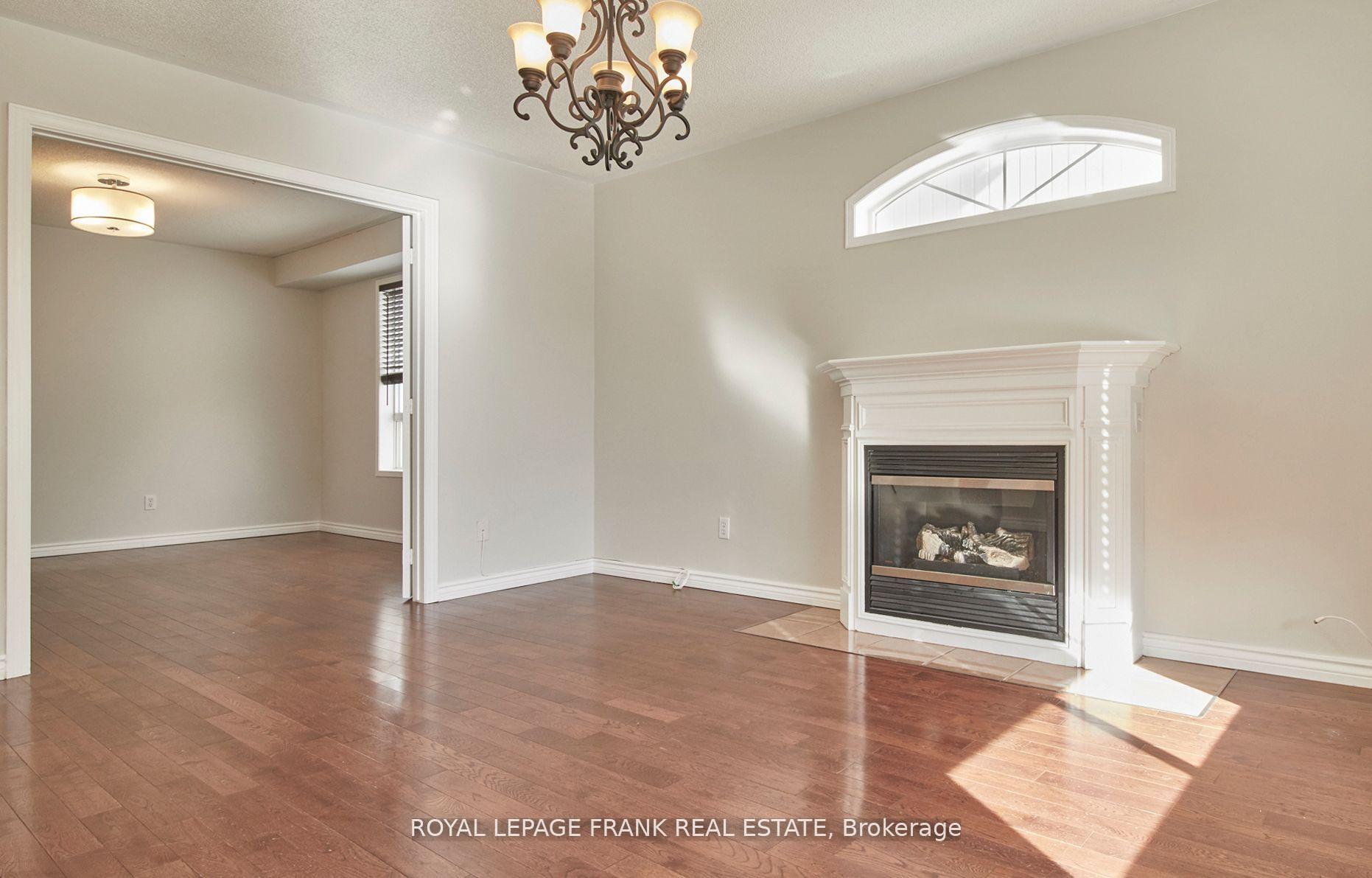 Photo 5 of Unit Main, 1179 Tall Pine Avenue, Oshawa, Pinecrest — HOMEH