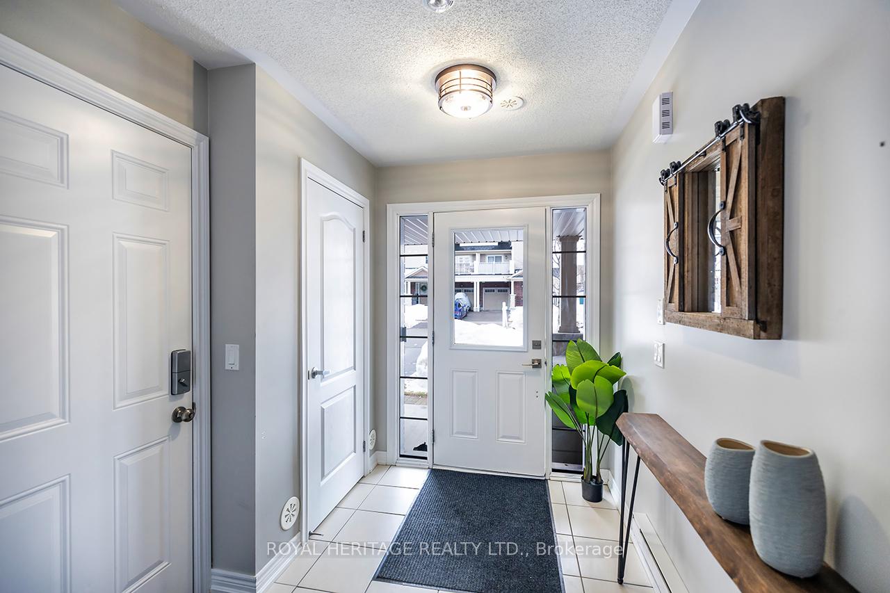Photo 4 of 6 Nearco Crescent, Oshawa, Windfields — HOMEH