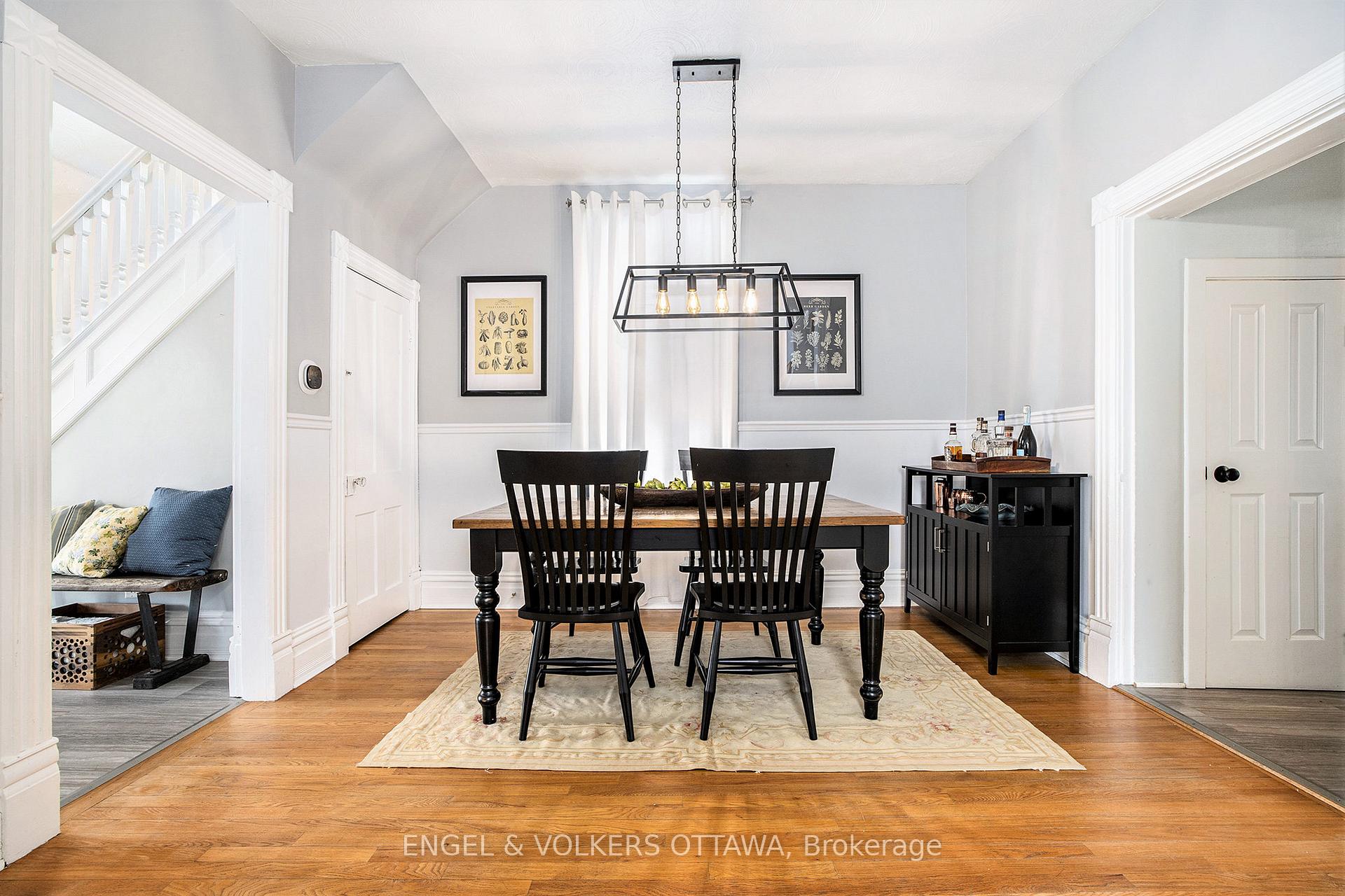 Photo 10 of 41 Bonnechere Street N, Renfrew — HOMEH