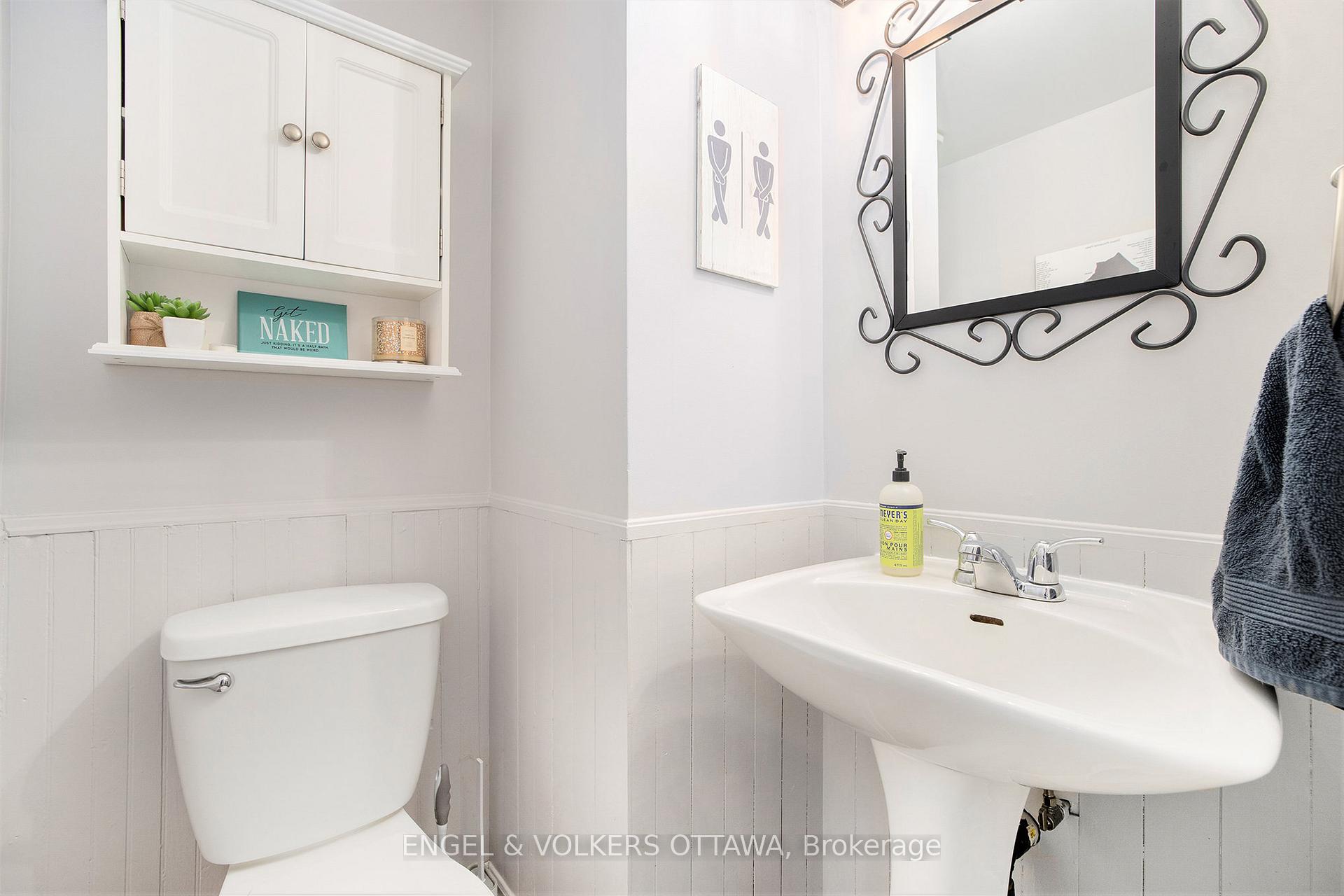 Photo 20 of 41 Bonnechere Street N, Renfrew — HOMEH