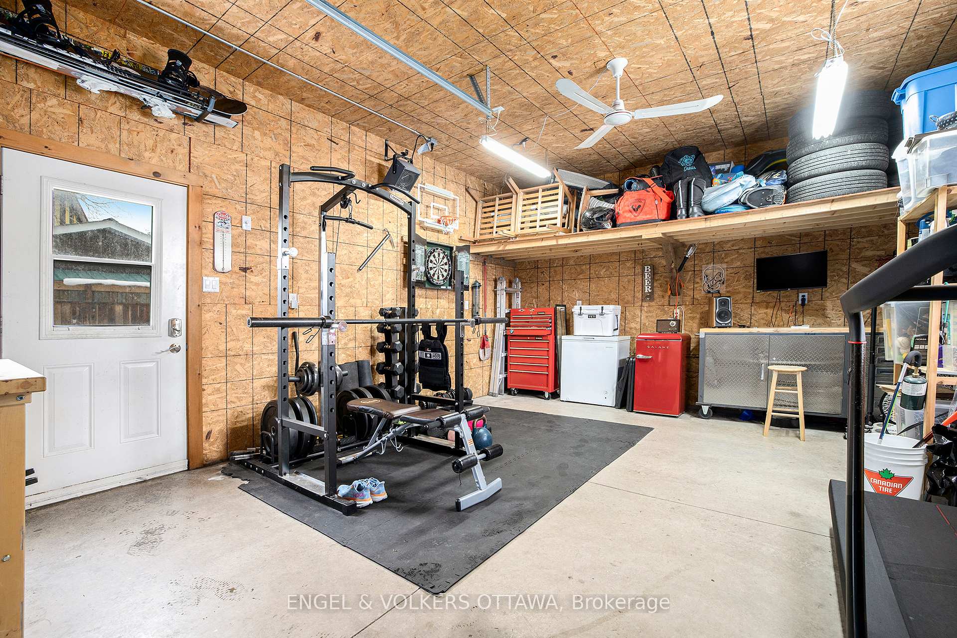Photo 31 of 41 Bonnechere Street N, Renfrew — HOMEH