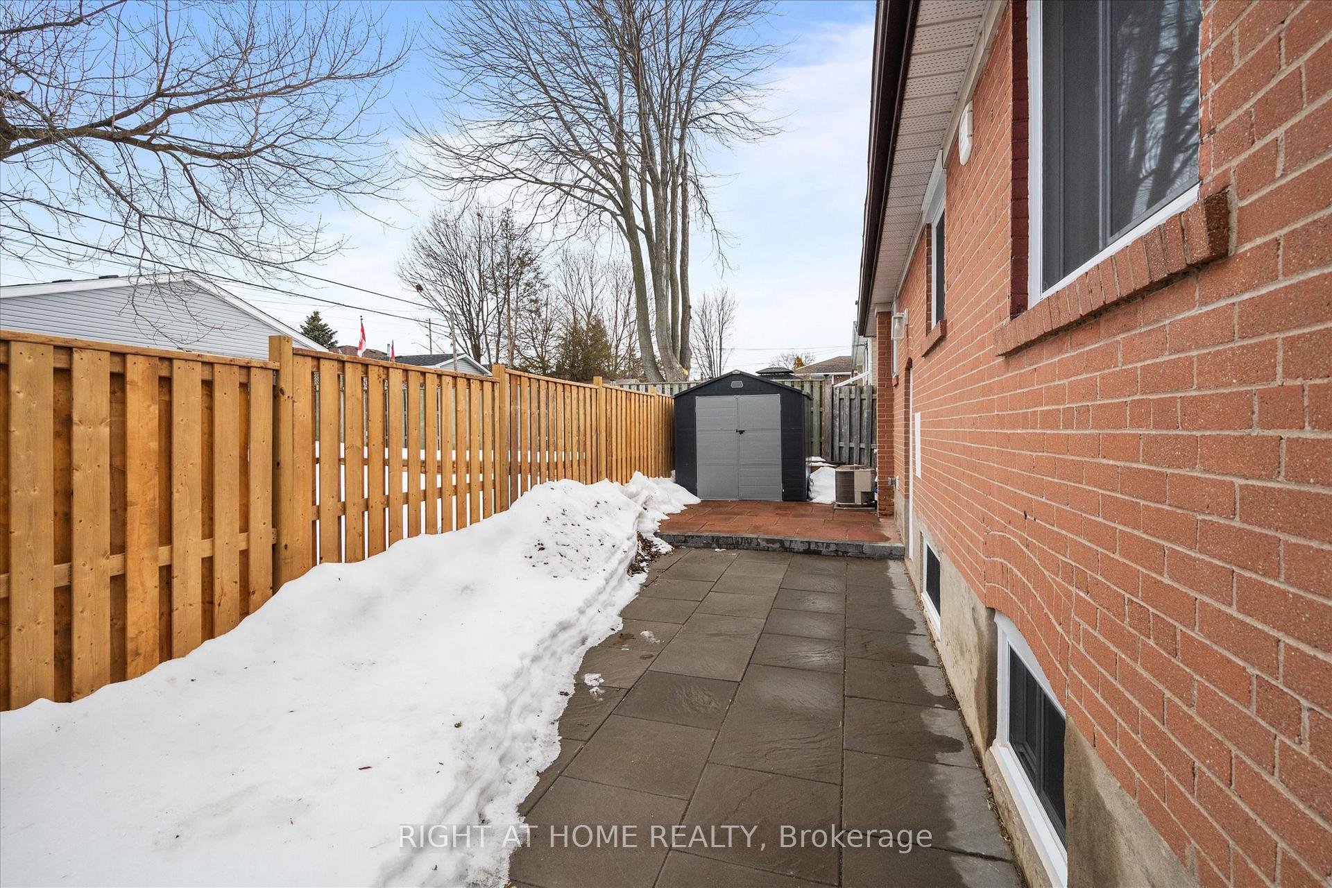 Photo 3 of Unit Lower, 1348 Minden Street, Oshawa, Lakeview — HOMEH