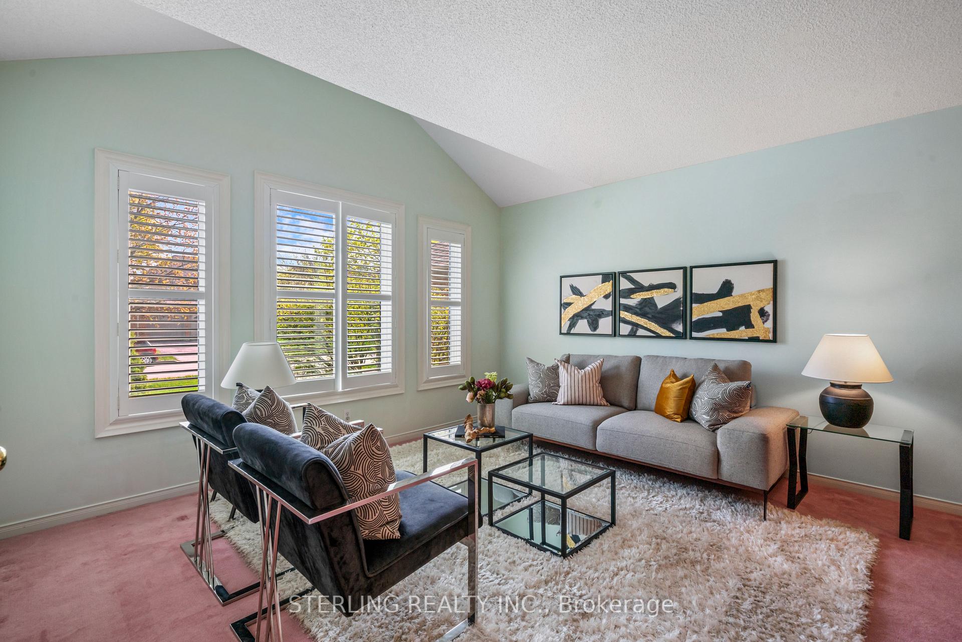 Photo 5 of 718 Aspen Road, Pickering, Amberlea — HOMEH