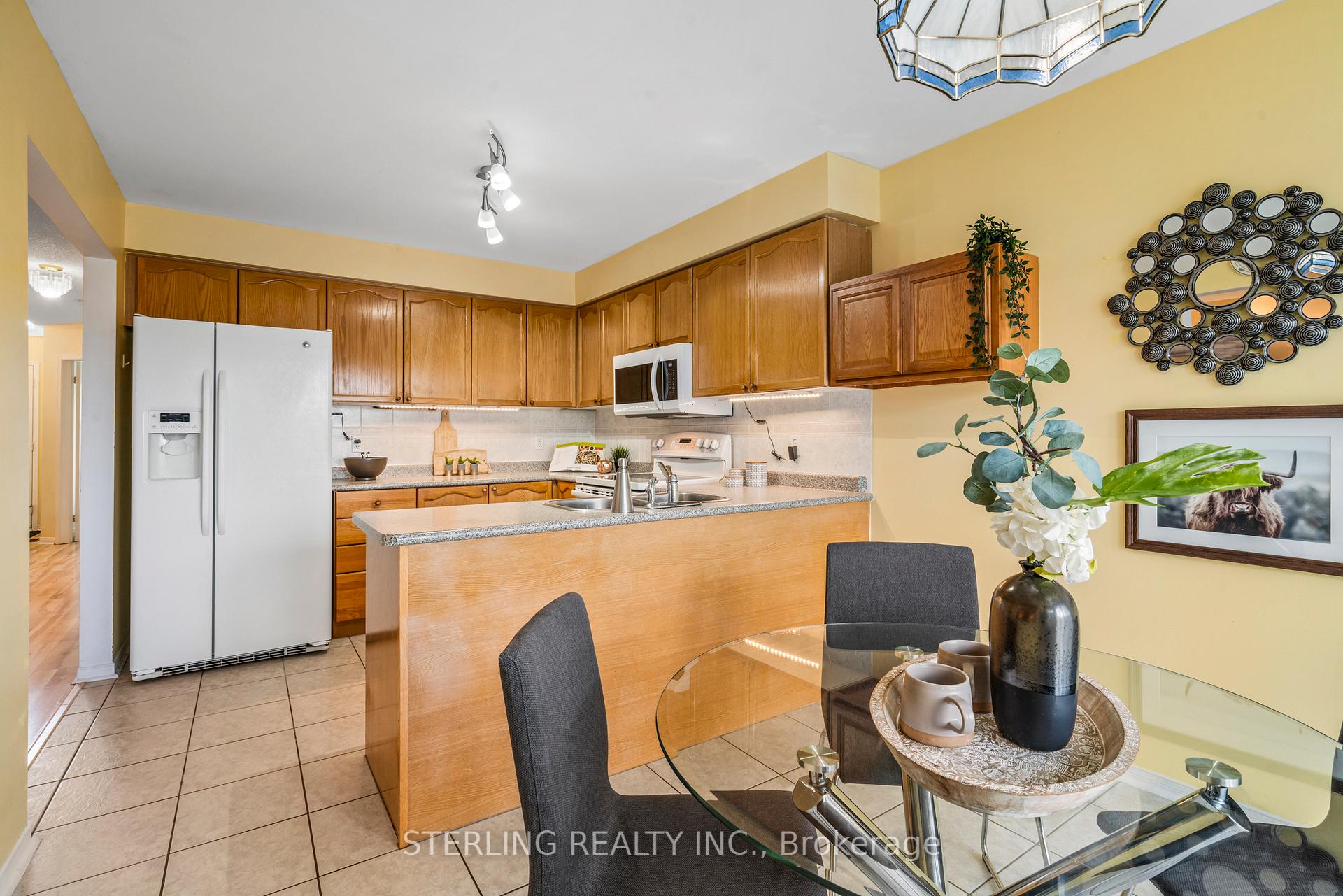 Photo 15 of 718 Aspen Road, Pickering, Amberlea — HOMEH