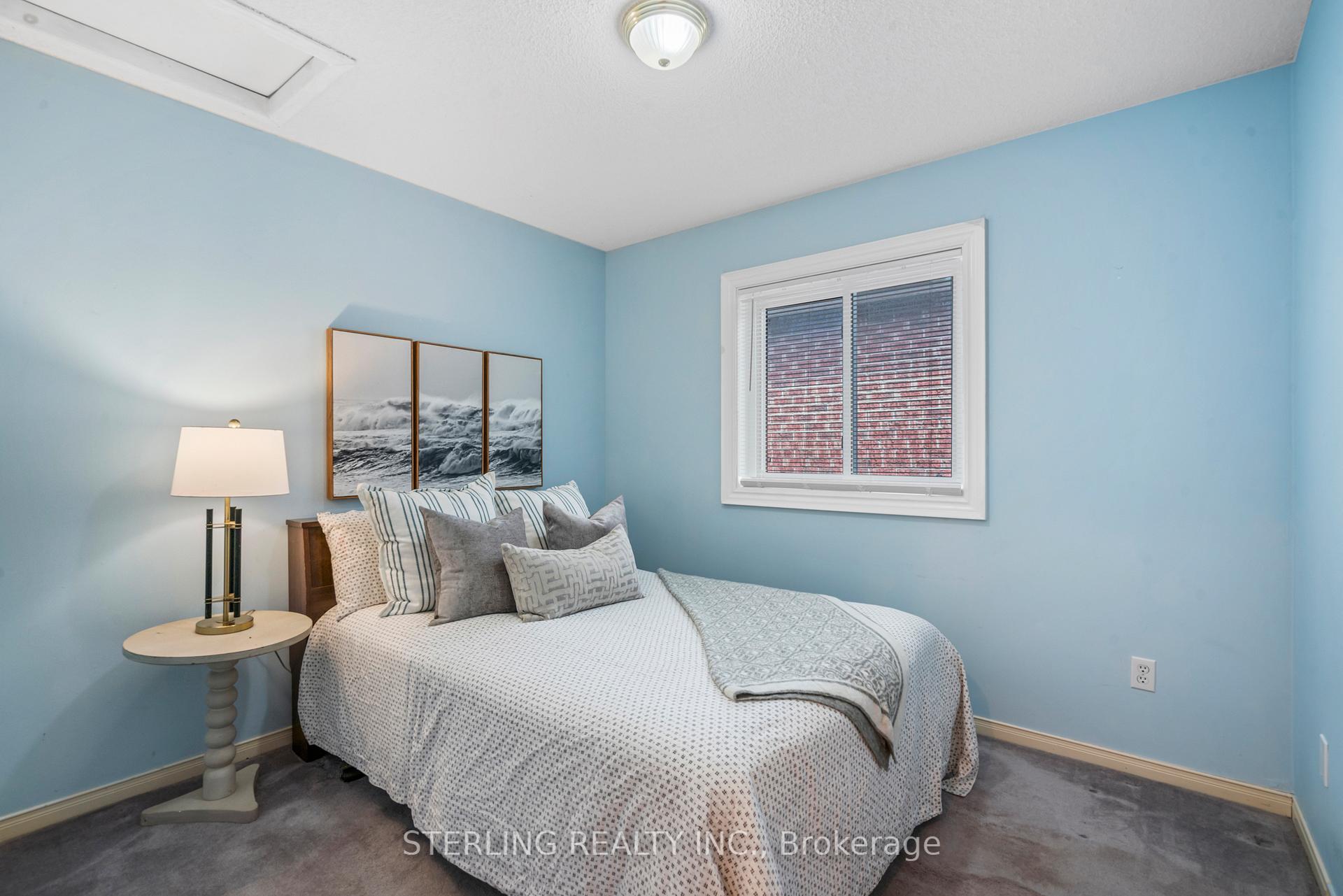 Photo 20 of 718 Aspen Road, Pickering, Amberlea — HOMEH