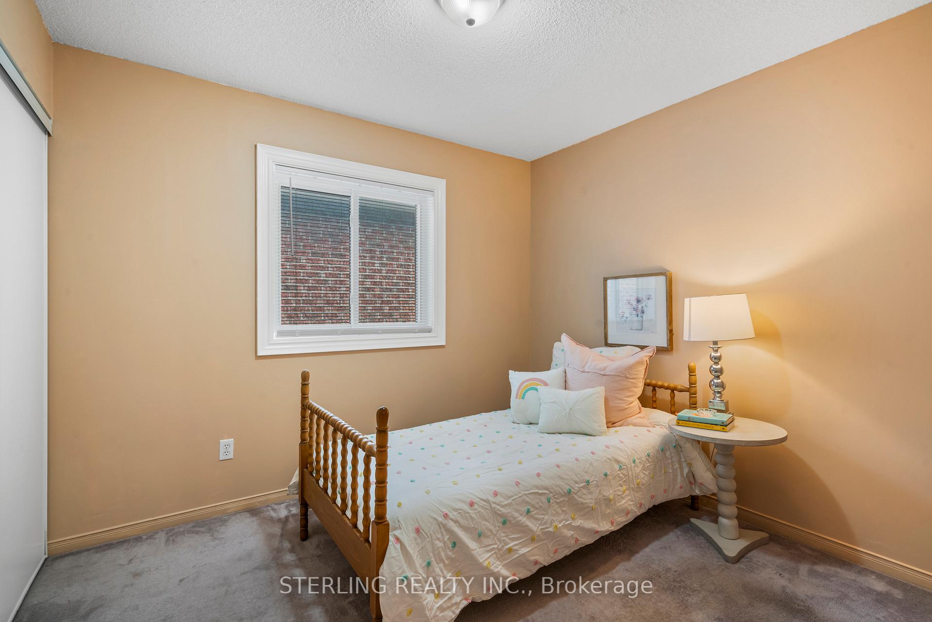 Photo 22 of 718 Aspen Road, Pickering, Amberlea — HOMEH