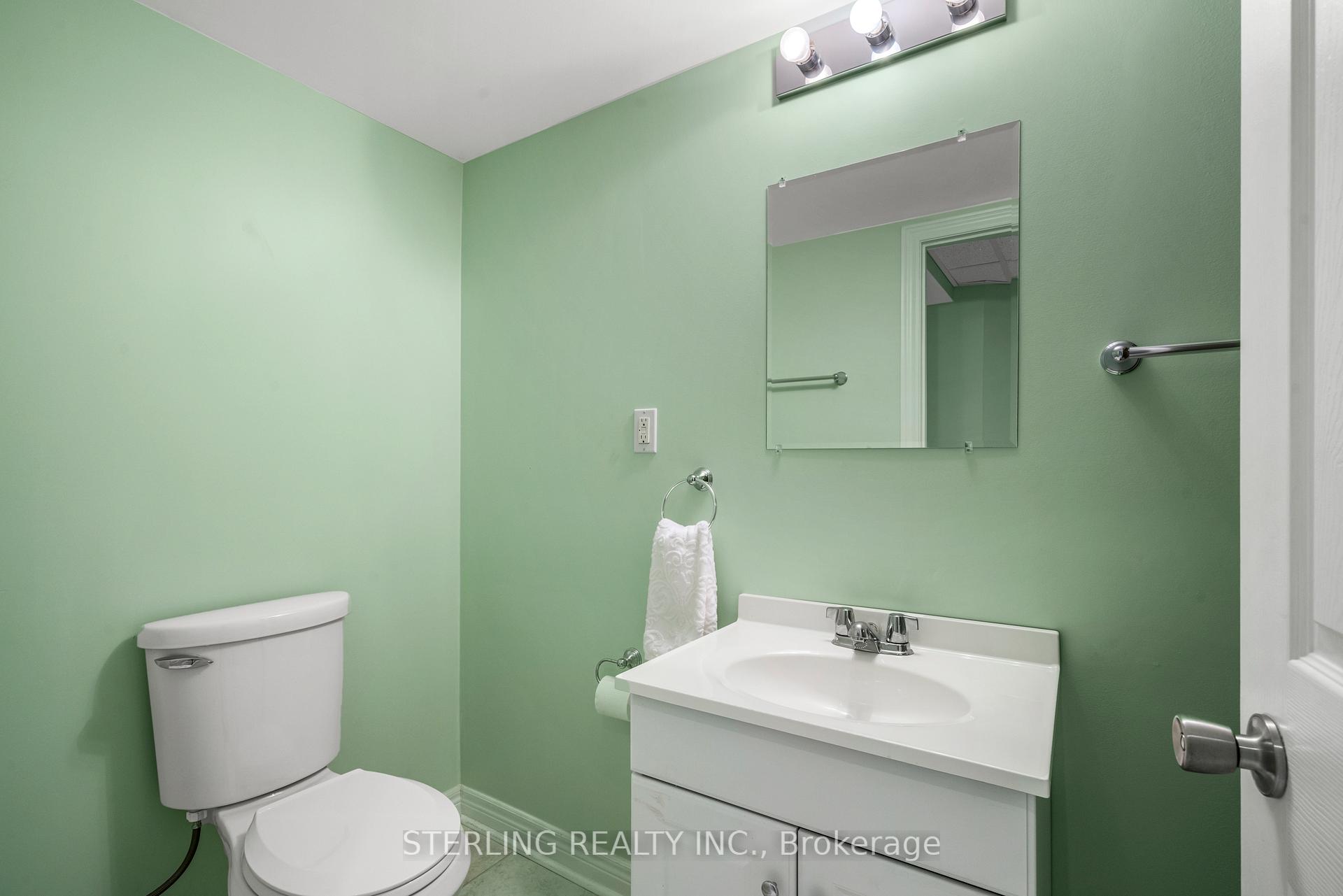 Photo 26 of 718 Aspen Road, Pickering, Amberlea — HOMEH