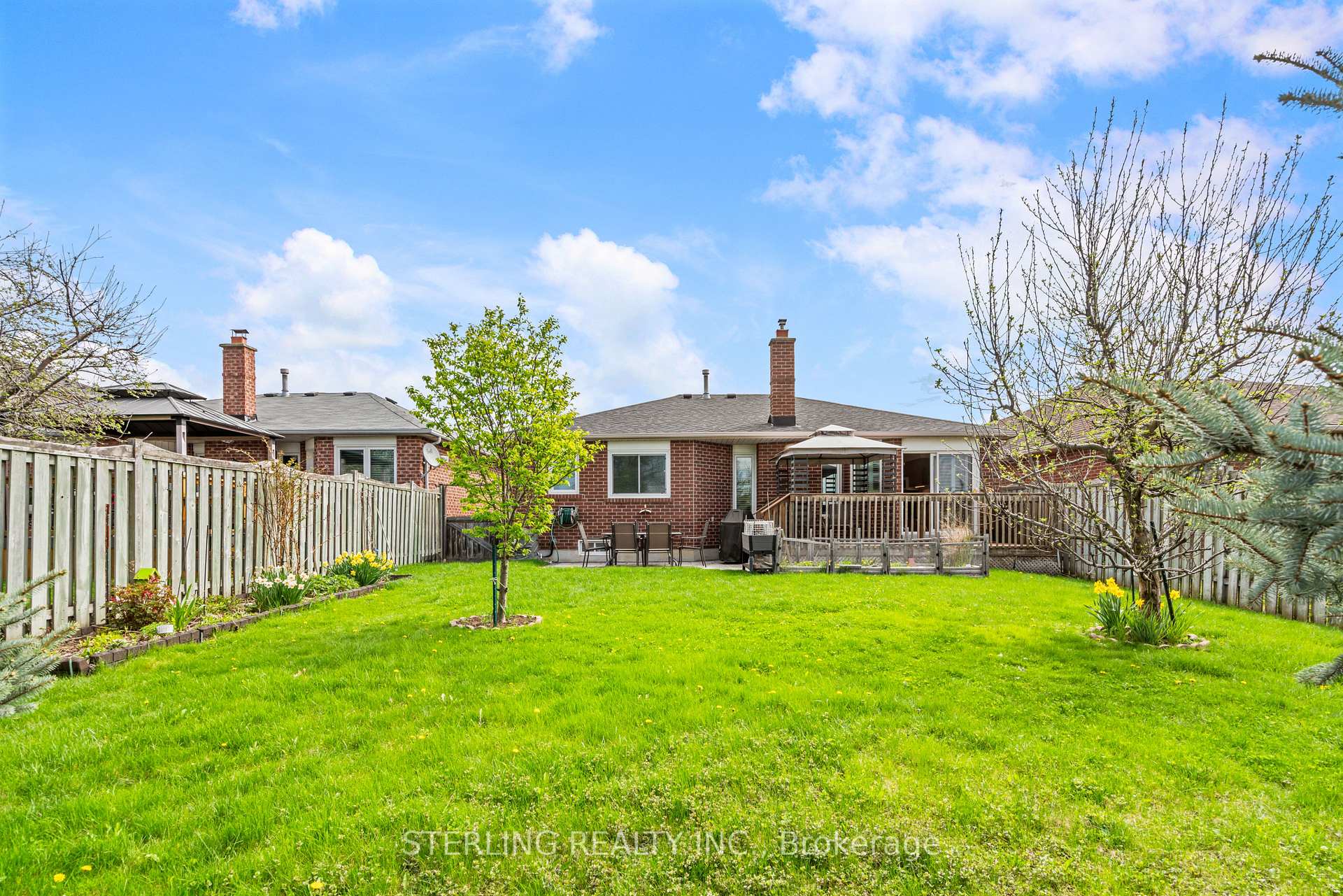 Photo 31 of 718 Aspen Road, Pickering, Amberlea — HOMEH