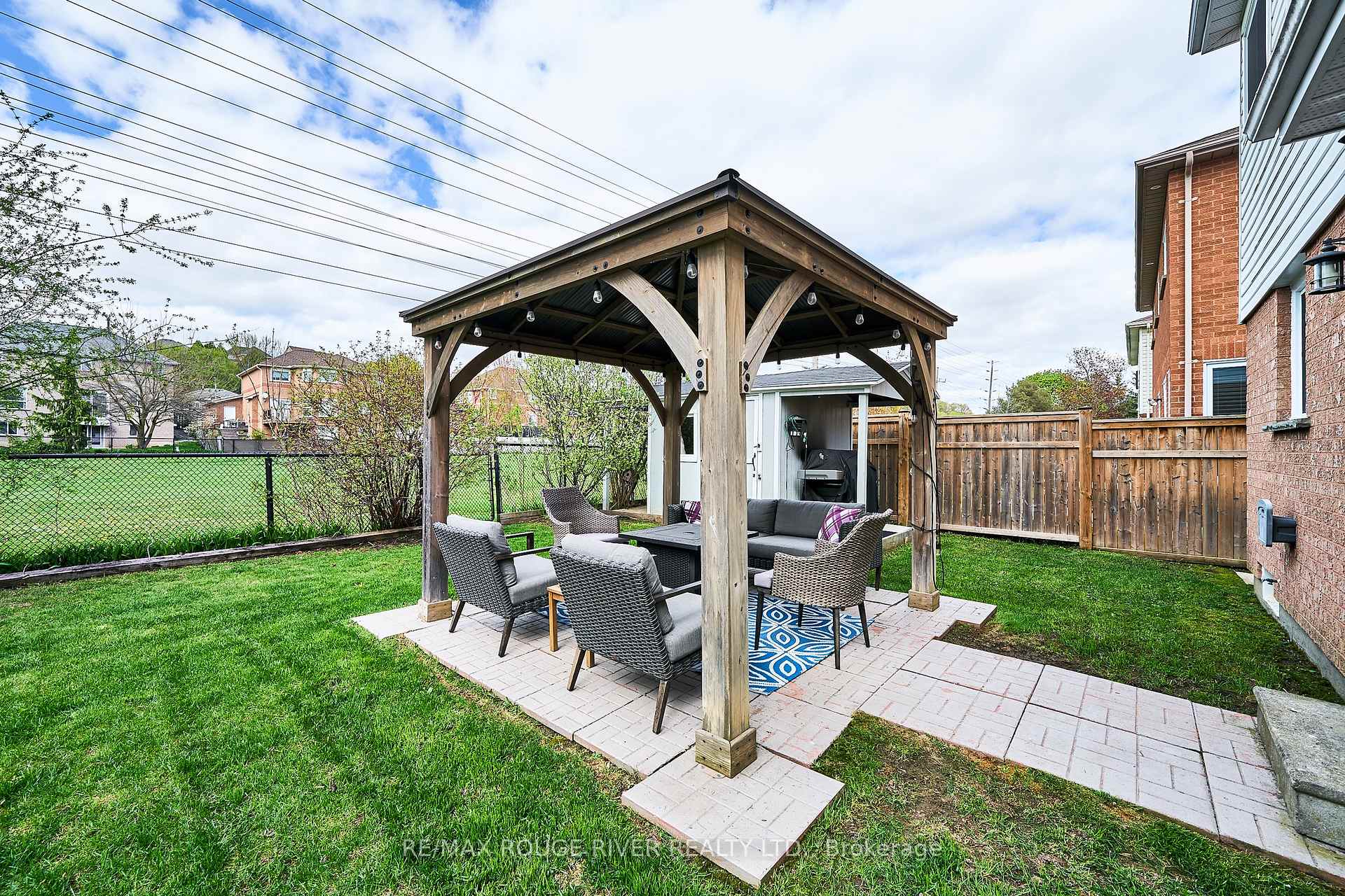 Photo 34 of 1036 Sandcliff Drive, Oshawa, Pinecrest — HOMEH