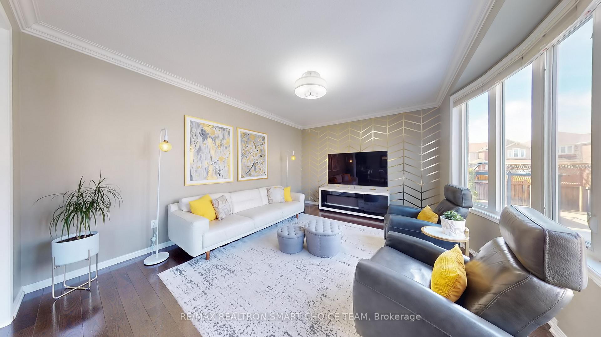 Photo 5 of 1822 Parkhurst Crescent, Pickering, Duffin Heights — HOMEH