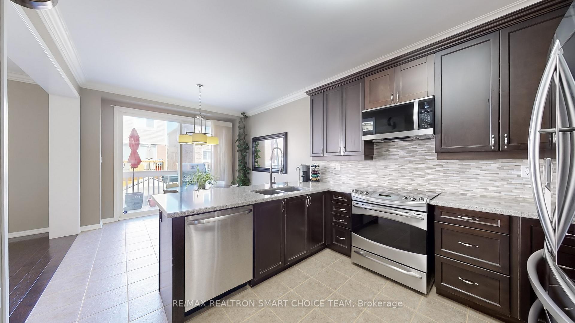 Photo 12 of 1822 Parkhurst Crescent, Pickering, Duffin Heights — HOMEH