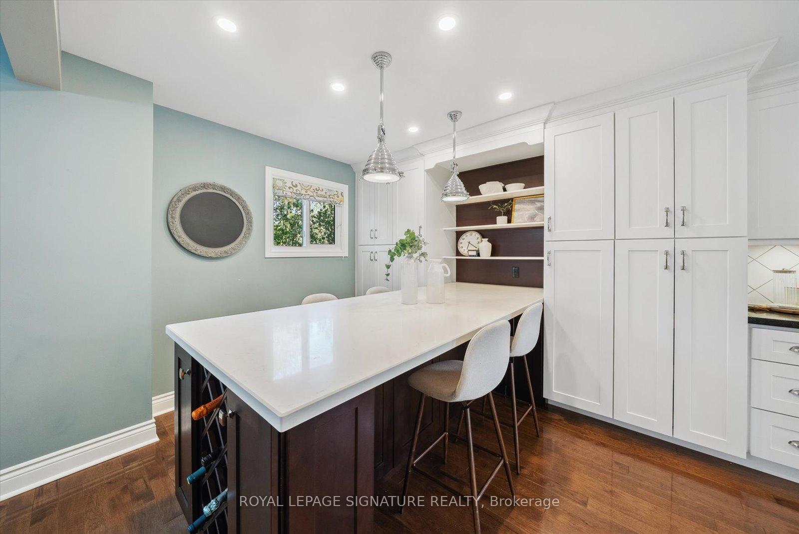 Photo 12 of 2013 Lynn Heights Drive, Pickering, Liverpool — HOMEH
