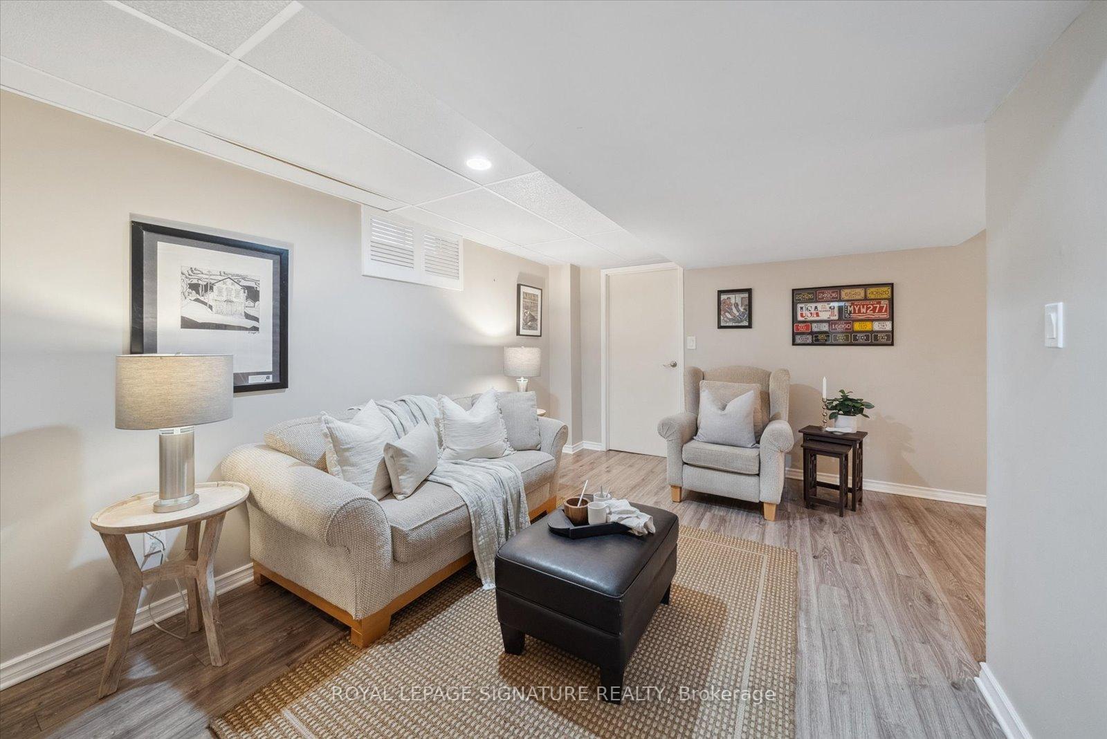 Photo 30 of 2013 Lynn Heights Drive, Pickering, Liverpool — HOMEH