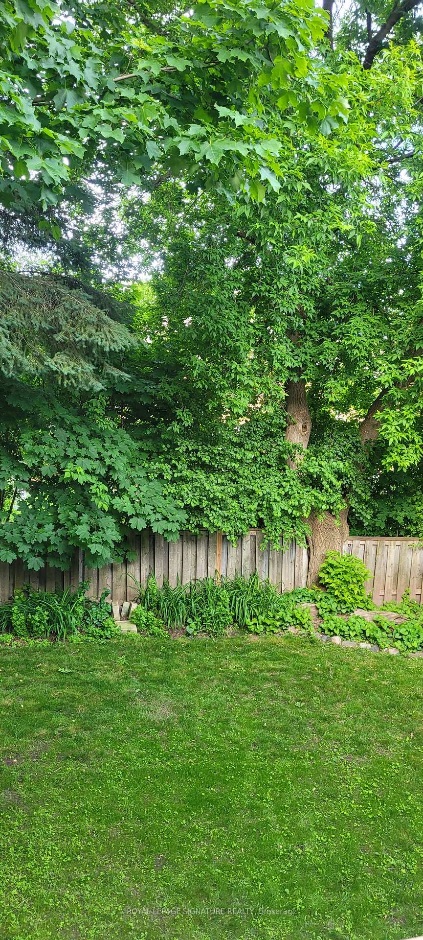 Photo 42 of 2013 Lynn Heights Drive, Pickering, Liverpool — HOMEH