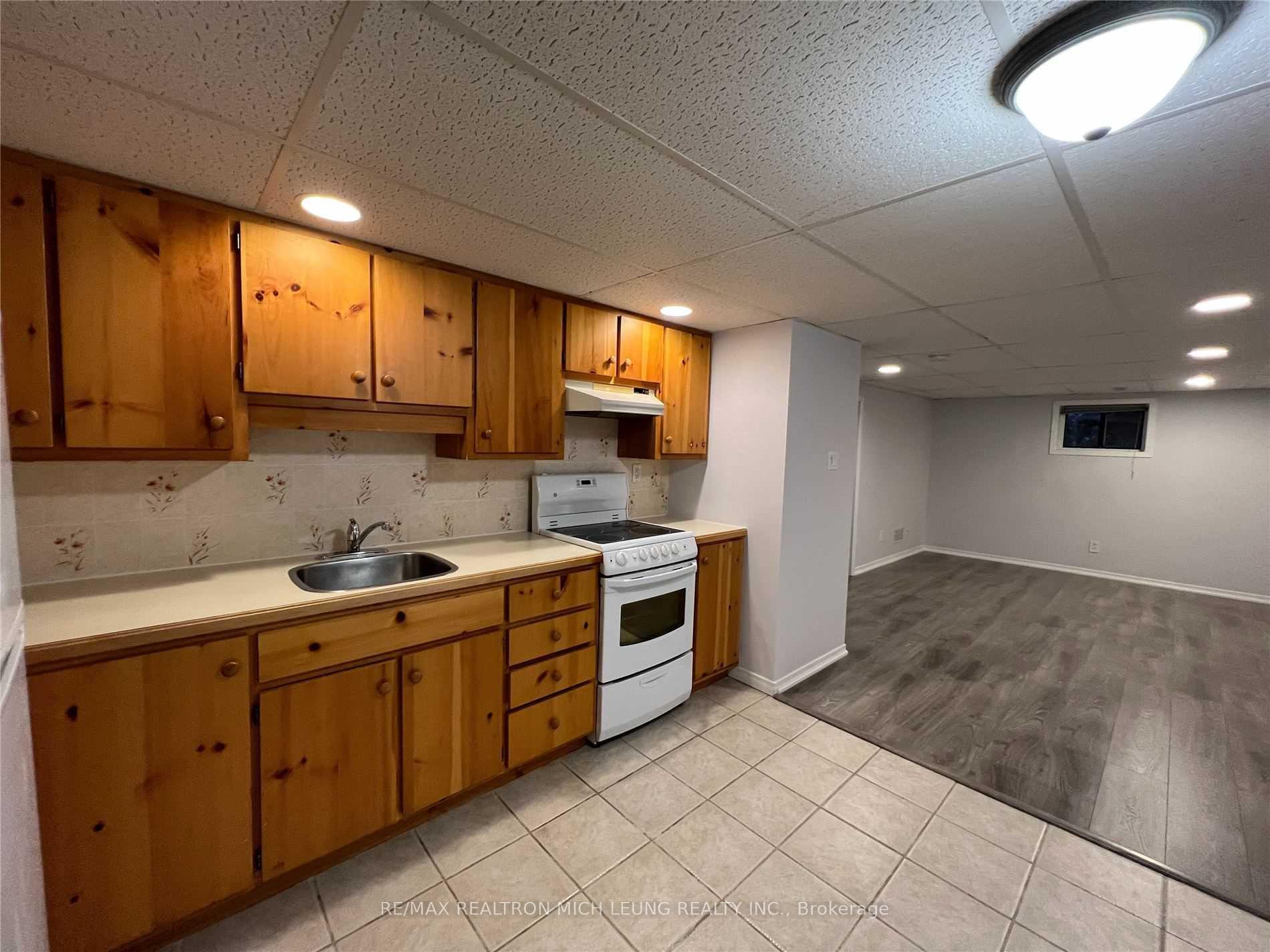 Photo 6 of Unit Lower, 947 Oklahoma Drive, Pickering, West Shore — HOMEH