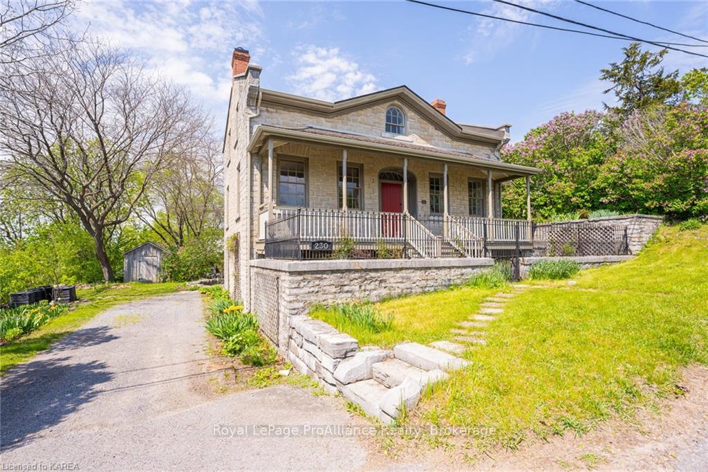 Photo 3 of 230 James Street, Kingston, Kingston East (Incl Barret Crt) — HOMEH