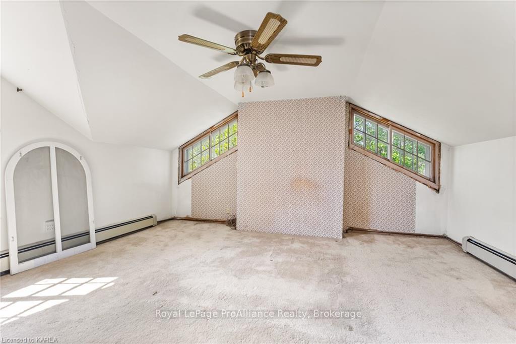 Photo 39 of 230 James Street, Kingston, Kingston East (Incl Barret Crt) — HOMEH