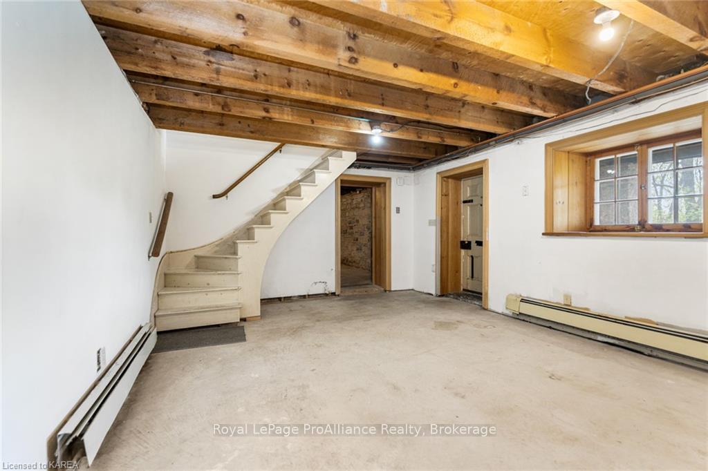 Photo 40 of 230 James Street, Kingston, Kingston East (Incl Barret Crt) — HOMEH