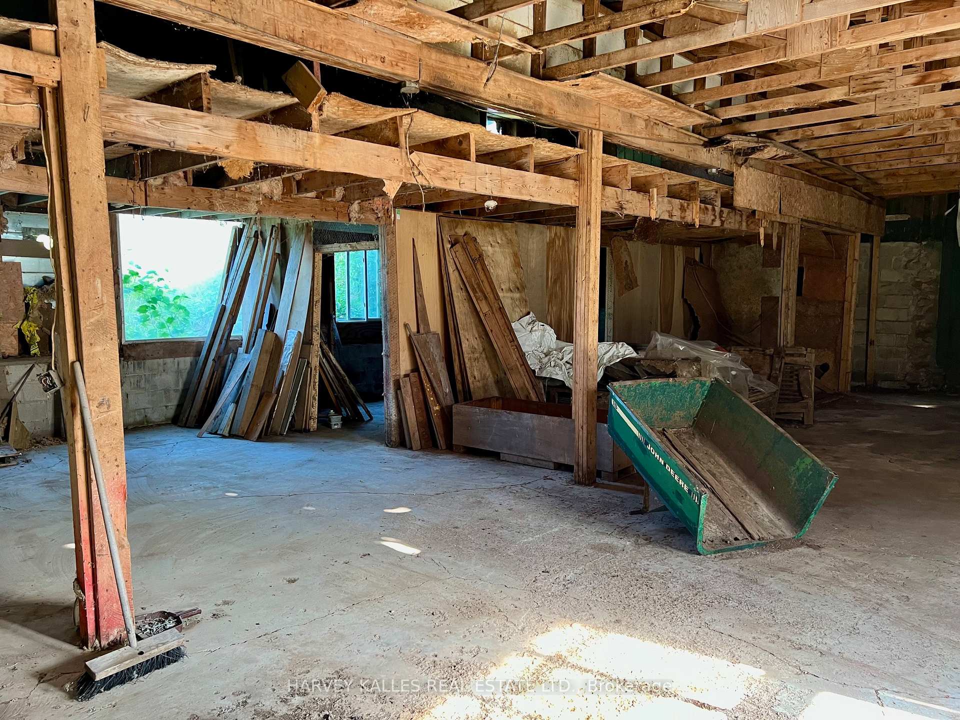 Photo 11 of 496 County Rd 10, Prince Edward County, Hallowell Ward — HOMEH