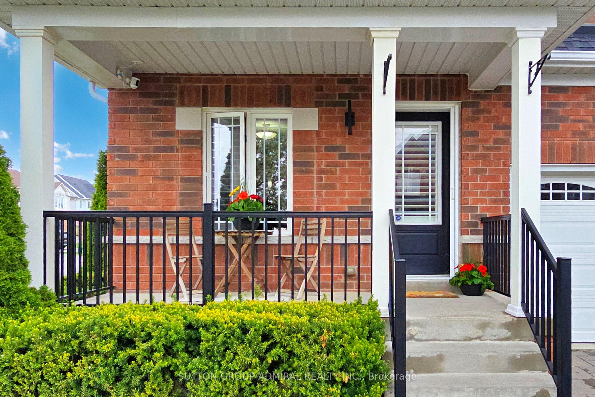 Photo 3 of 1861 Silverstone Crescent, Oshawa, Samac — HOMEH