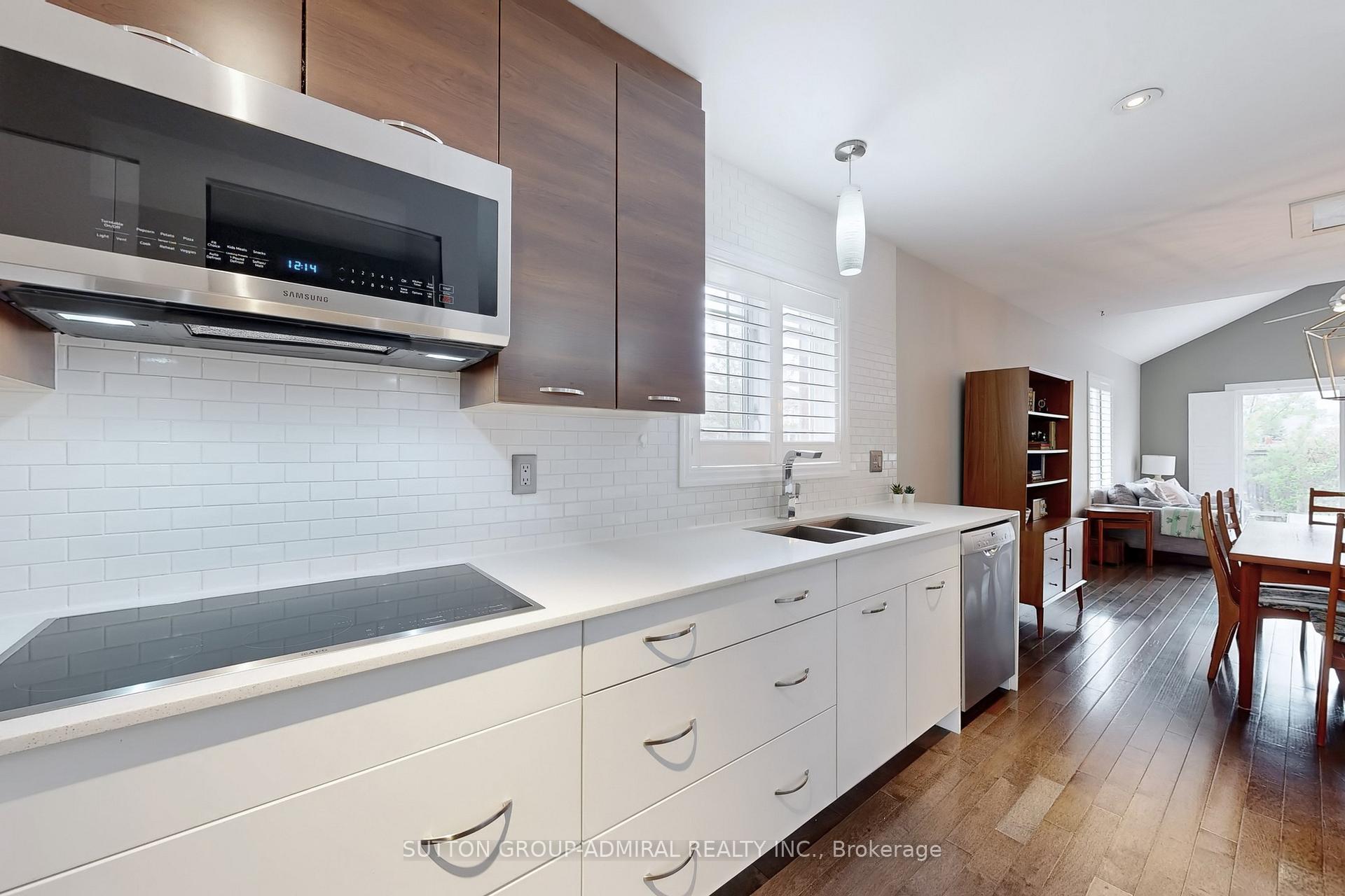 Photo 7 of 1861 Silverstone Crescent, Oshawa, Samac — HOMEH