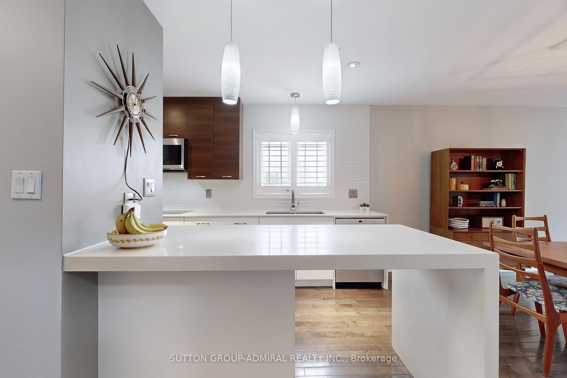 Photo 8 of 1861 Silverstone Crescent, Oshawa, Samac — HOMEH
