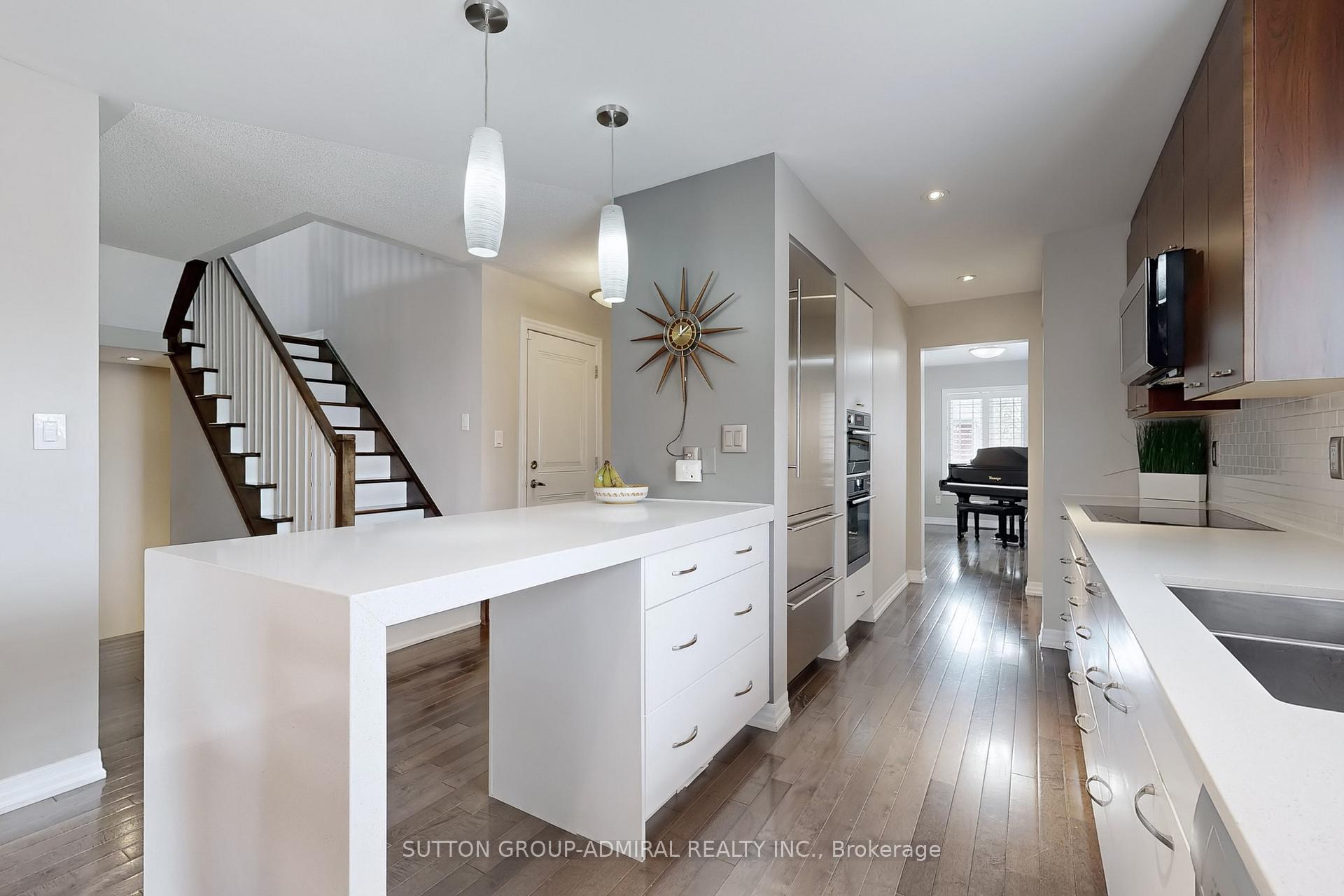 Photo 9 of 1861 Silverstone Crescent, Oshawa, Samac — HOMEH