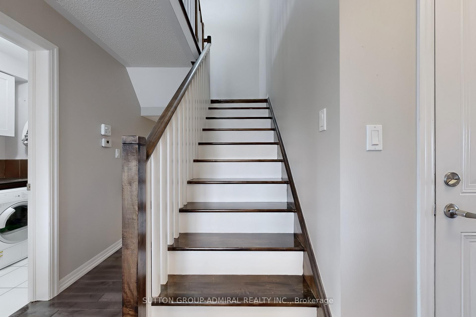 Photo 21 of 1861 Silverstone Crescent, Oshawa, Samac — HOMEH