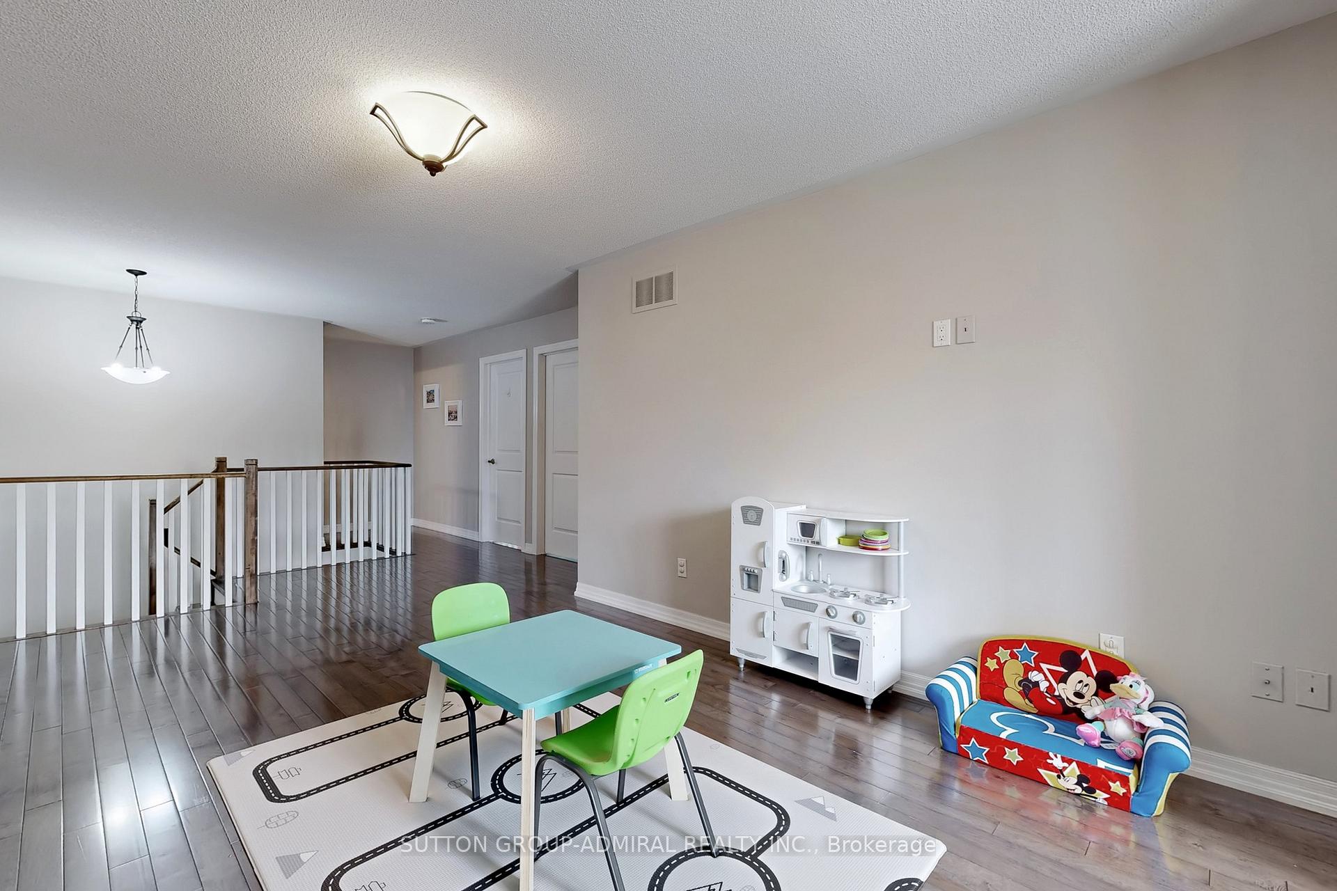 Photo 23 of 1861 Silverstone Crescent, Oshawa, Samac — HOMEH