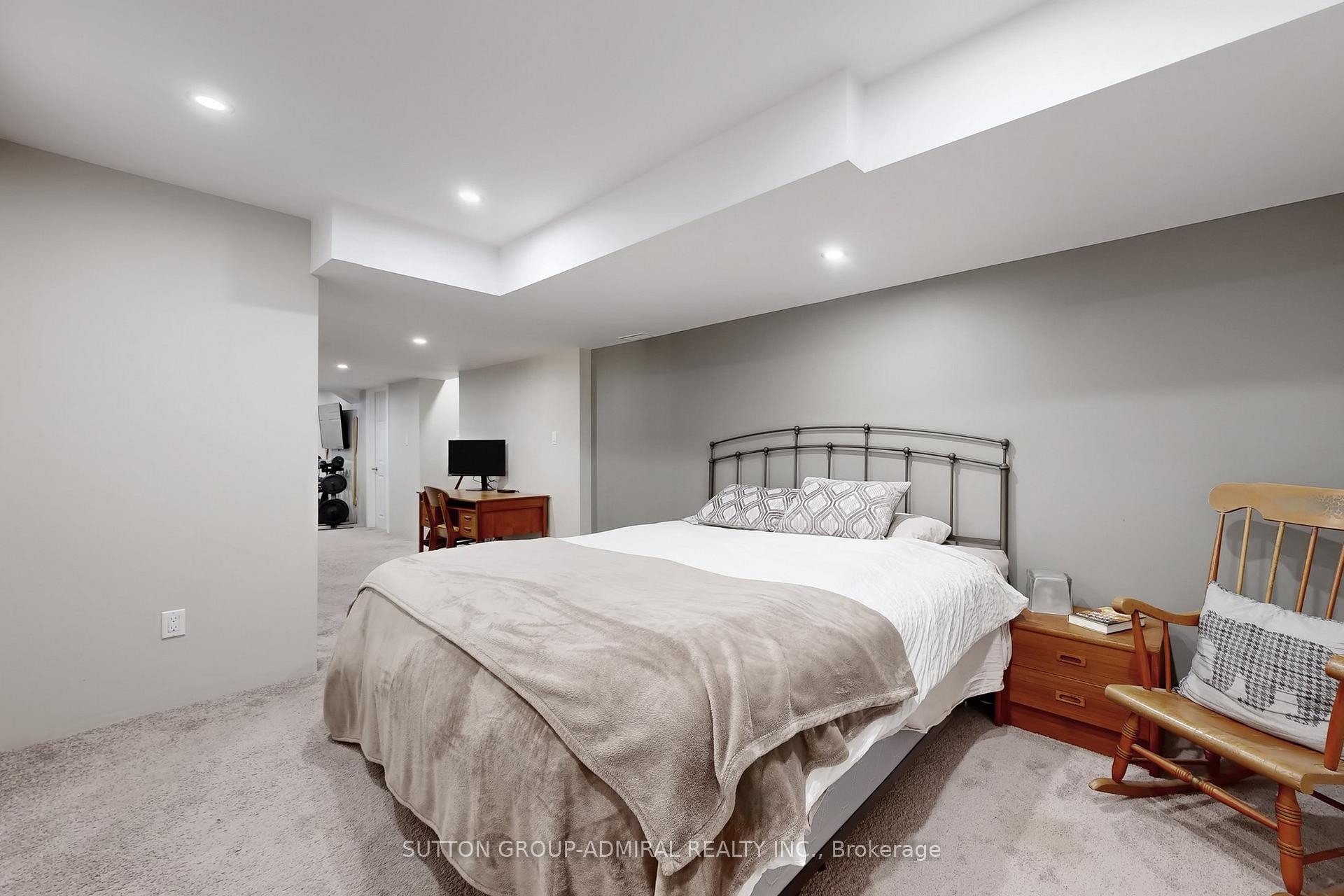 Photo 30 of 1861 Silverstone Crescent, Oshawa, Samac — HOMEH