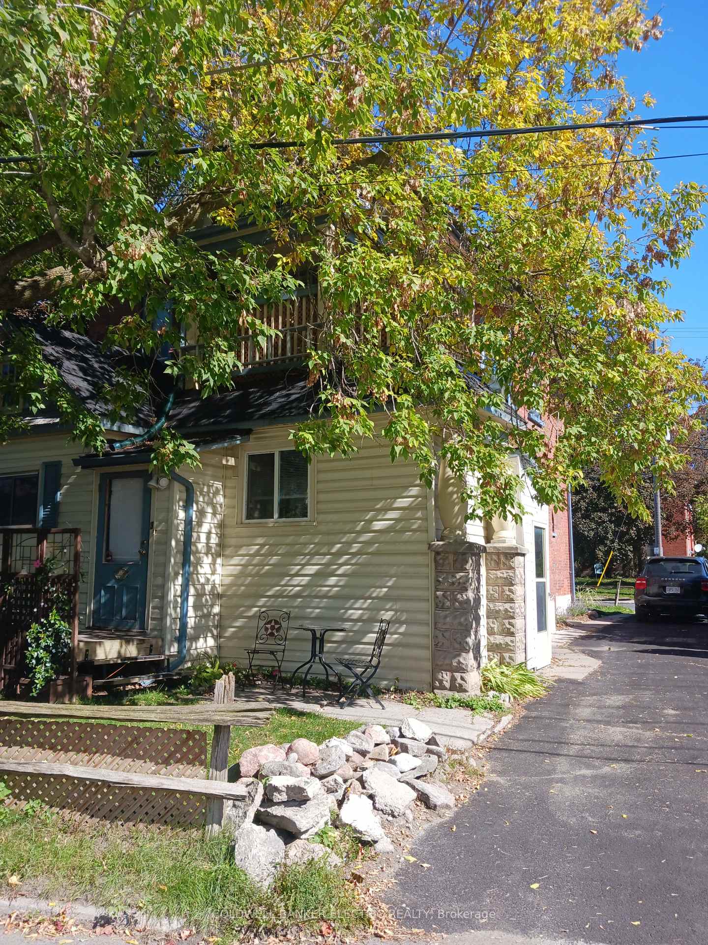 Photo 11 of 255 Reid Street, Peterborough, Town Ward 3 — HOMEH
