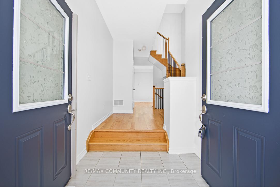 Photo 2 of 1119 Cameo Street, Pickering, Rural Pickering — HOMEH
