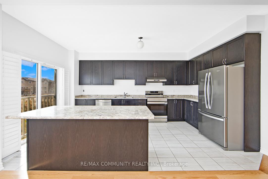 Photo 9 of 1119 Cameo Street, Pickering, Rural Pickering — HOMEH