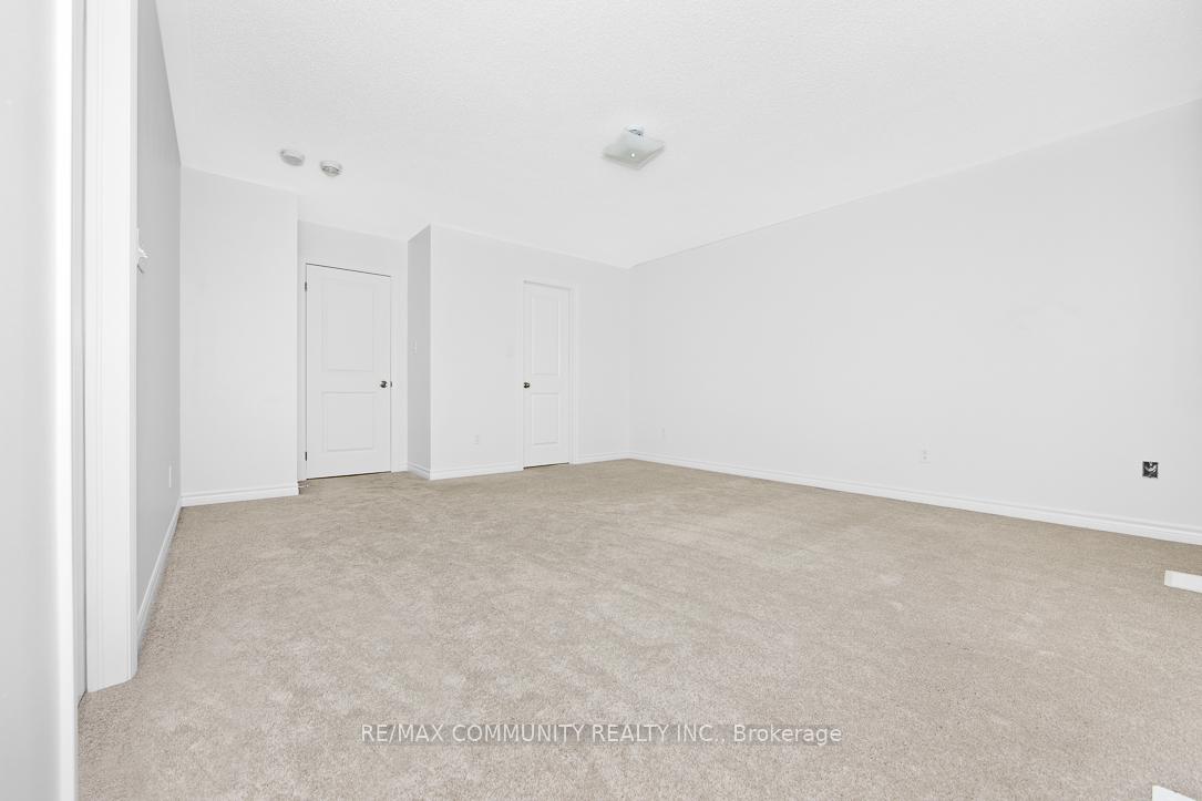 Photo 13 of 1119 Cameo Street, Pickering, Rural Pickering — HOMEH