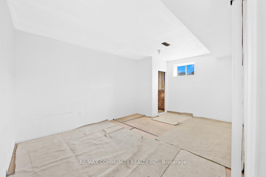 Photo 20 of 1119 Cameo Street, Pickering, Rural Pickering — HOMEH