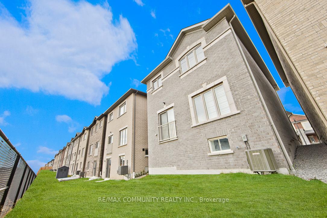 Photo 21 of 1119 Cameo Street, Pickering, Rural Pickering — HOMEH