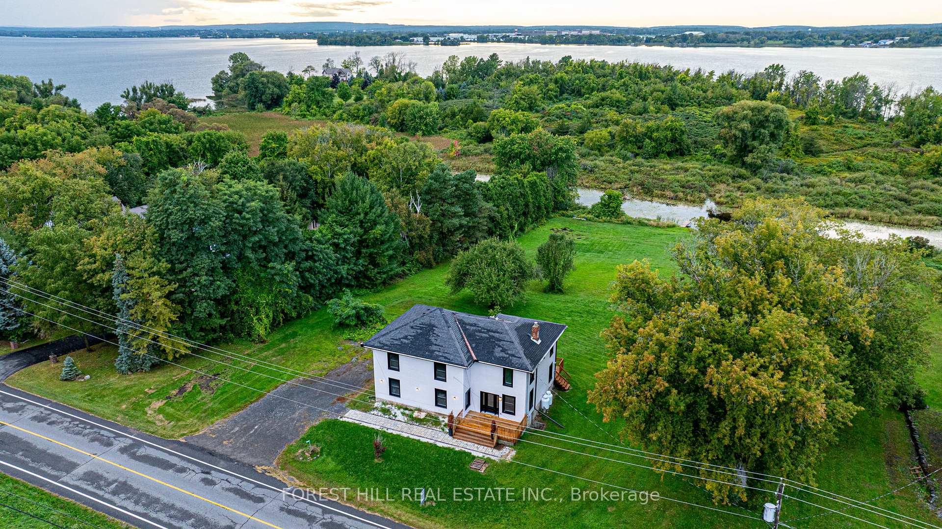 Photo 43 of 2242 County Road 3, Prince Edward County, Ameliasburg Ward — HOMEH